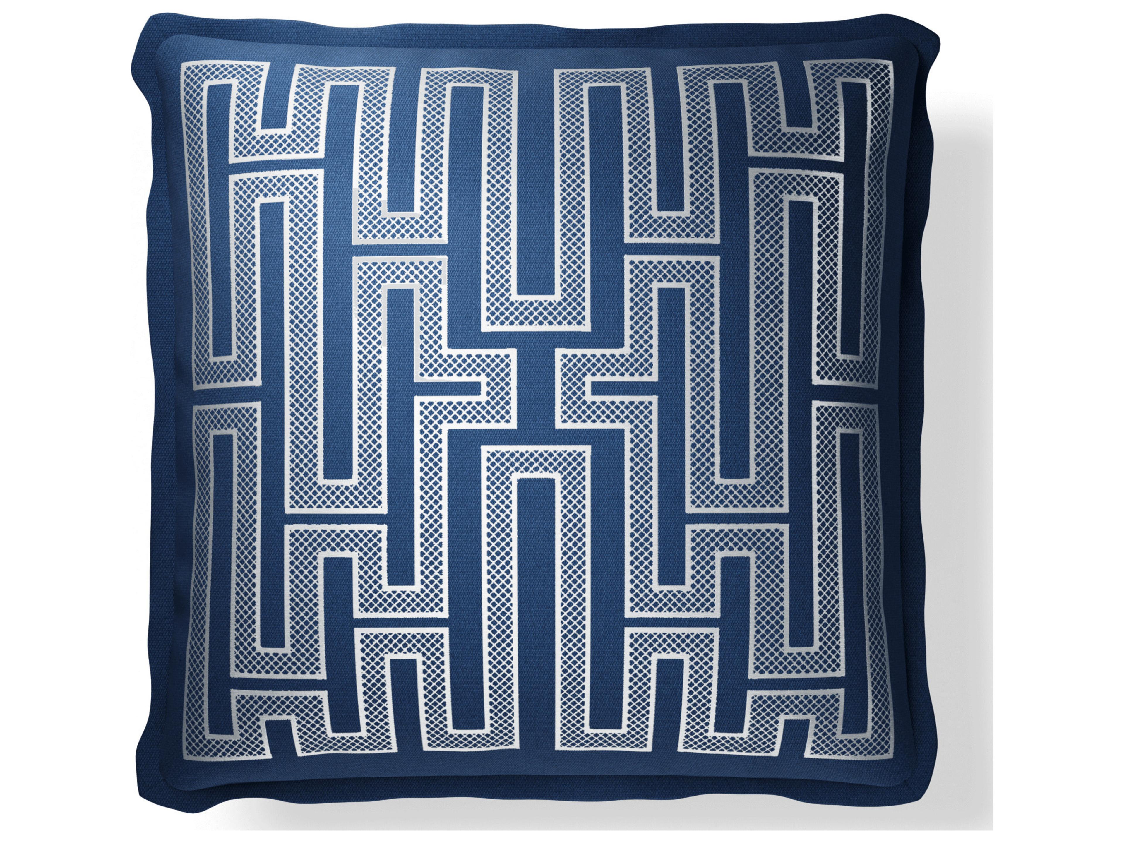 Performance Plume Embroidery 20" x 20" Hampton - Indigo/Ivory