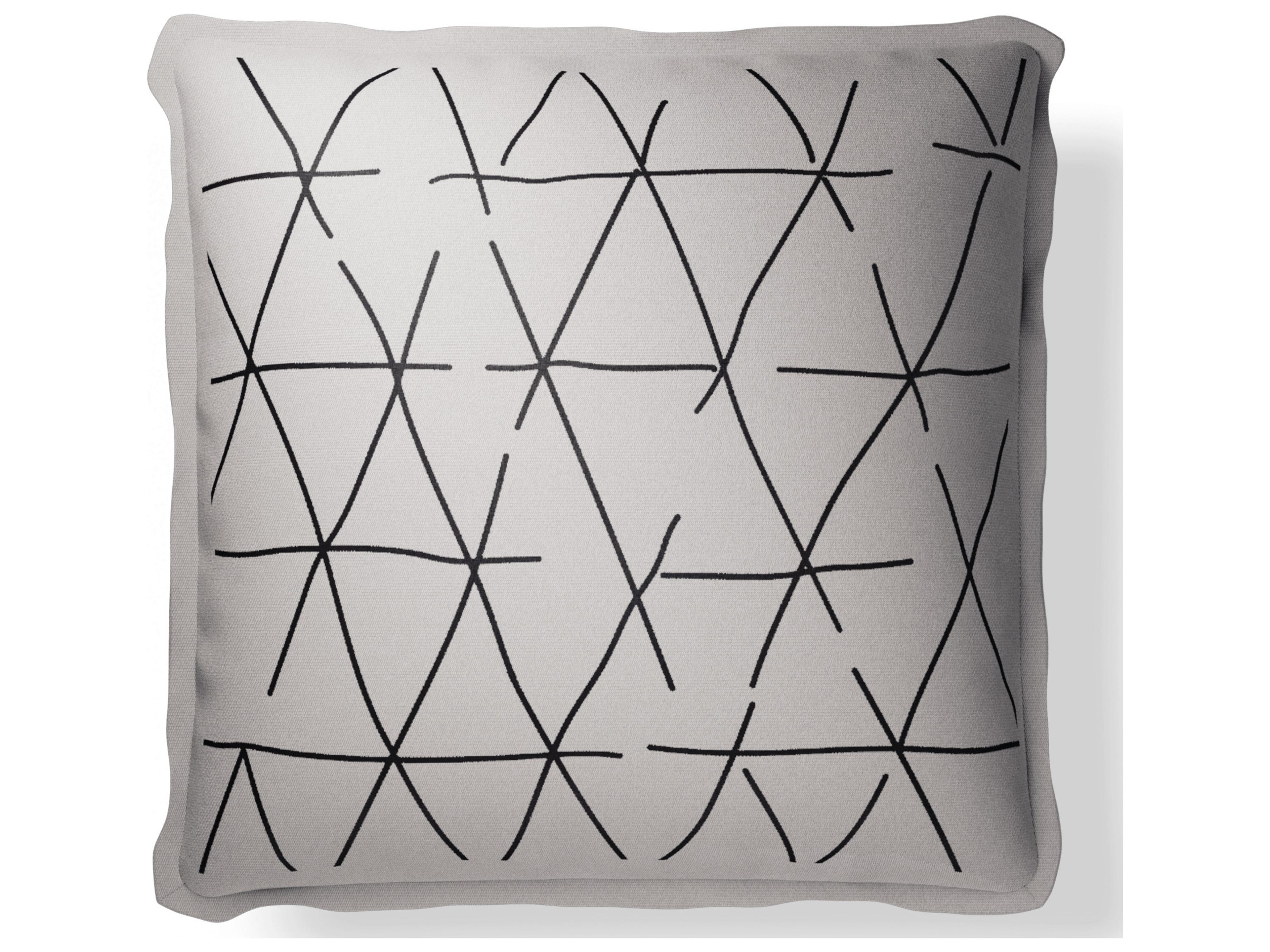 Performance Plume Embroidery 20" x 20" Scratch - Ivory/Charcoal