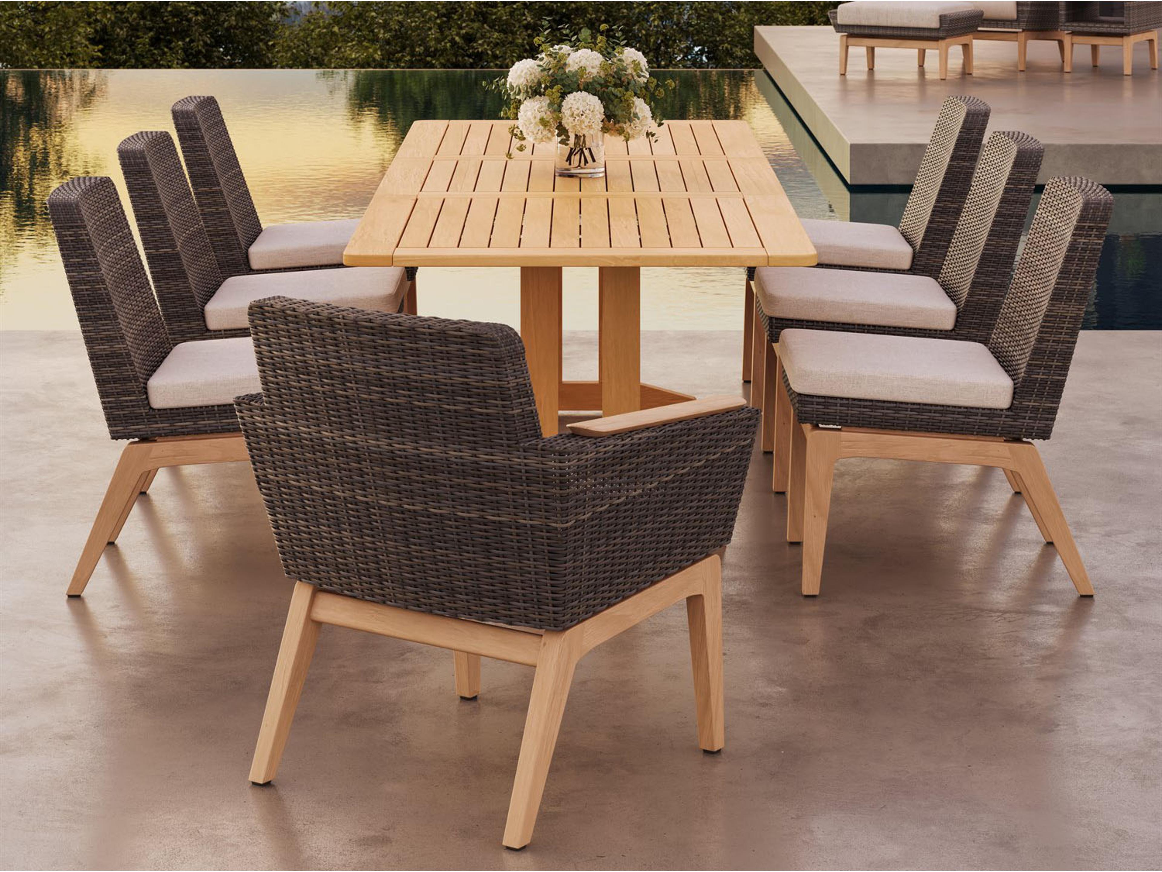 Inception Dining Set