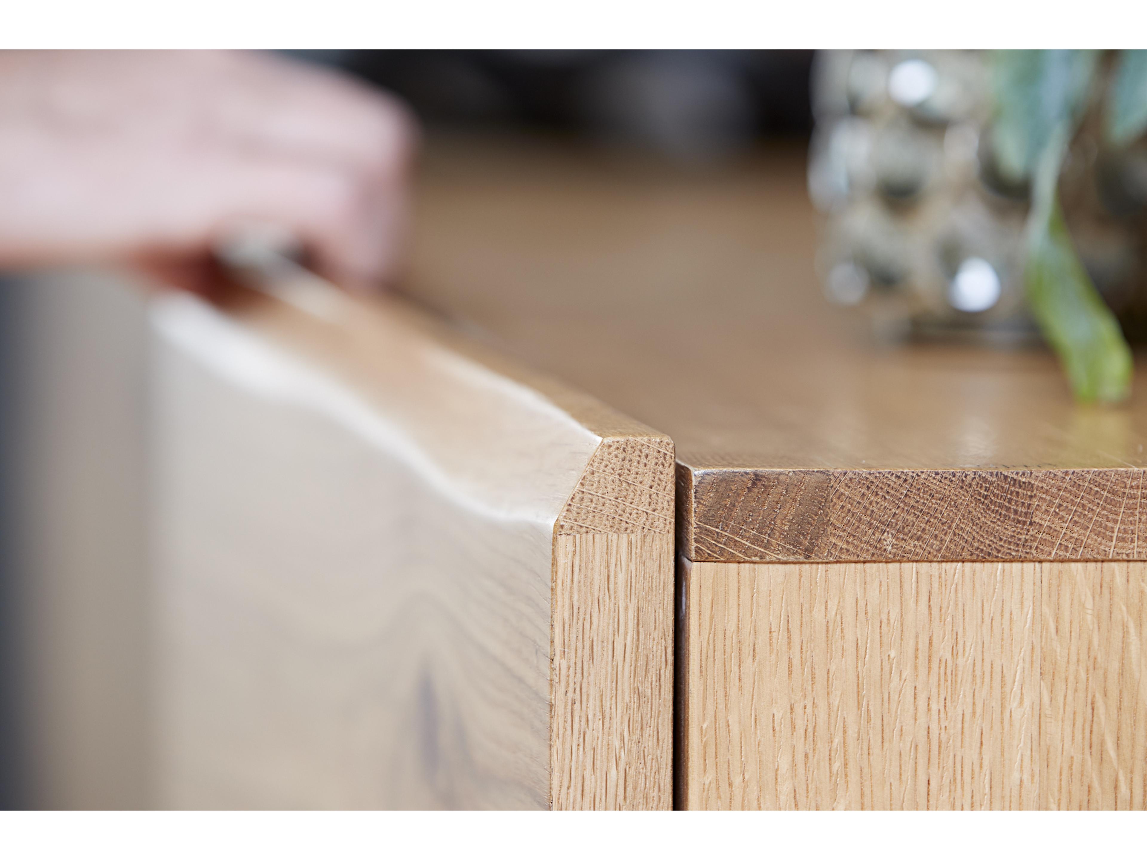 Unique Furniture Oliveto 78" Oak Wood Wild black Sideboard