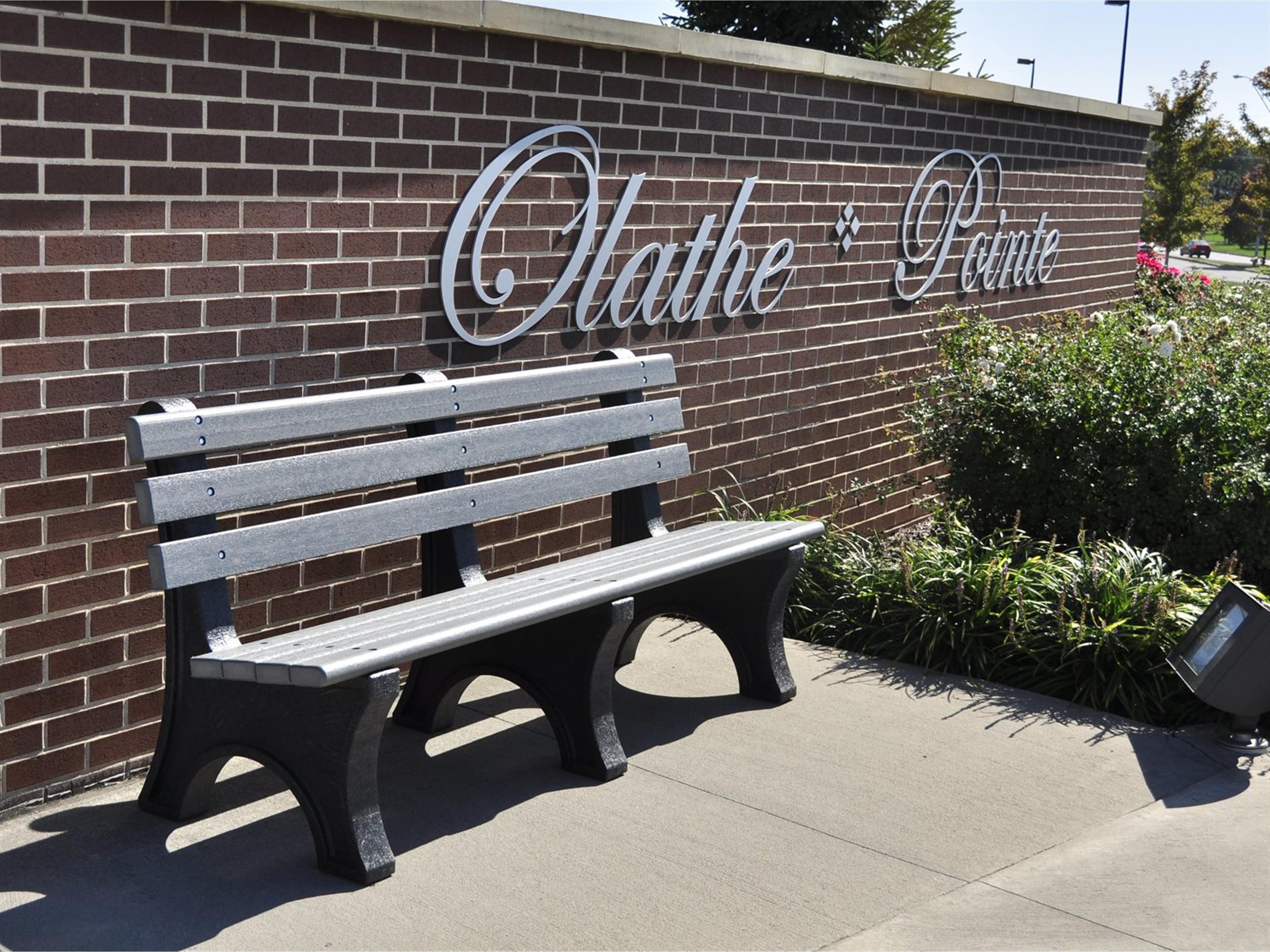 Comfort Park Avenue Recycled Plastic 6 ft. Outdoor Patio Bench