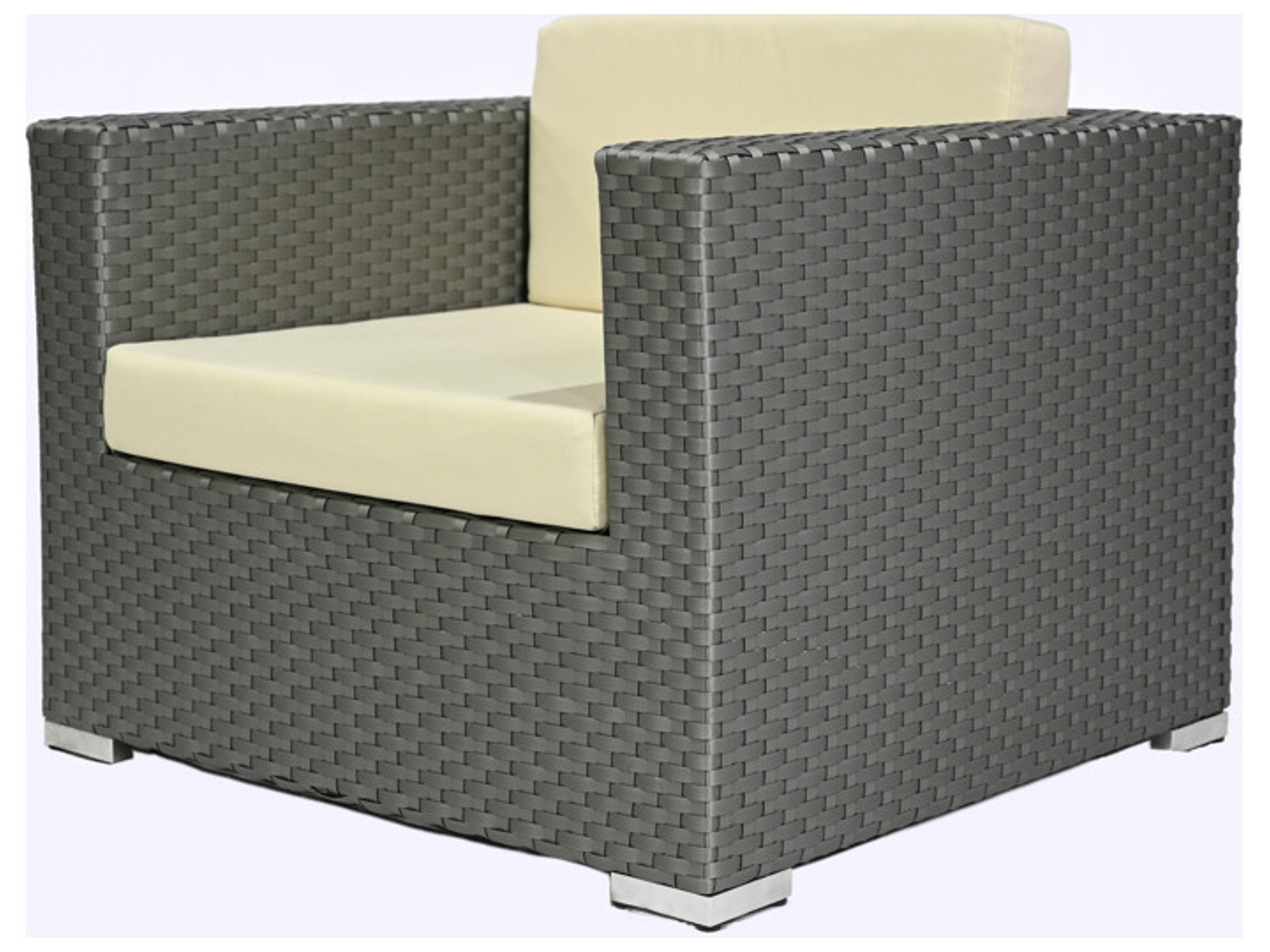 Fidji Wicker Brown Lounge Chair