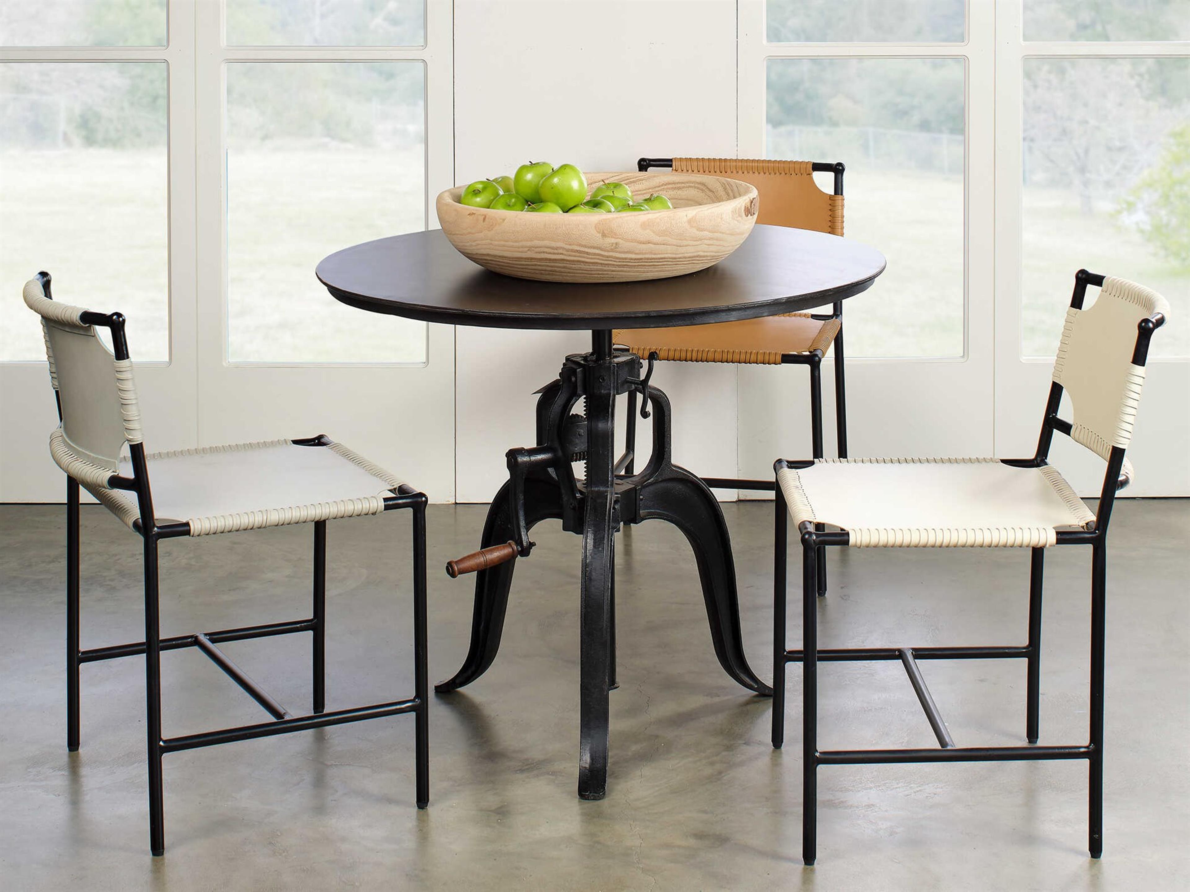 Americana Round Bar Table