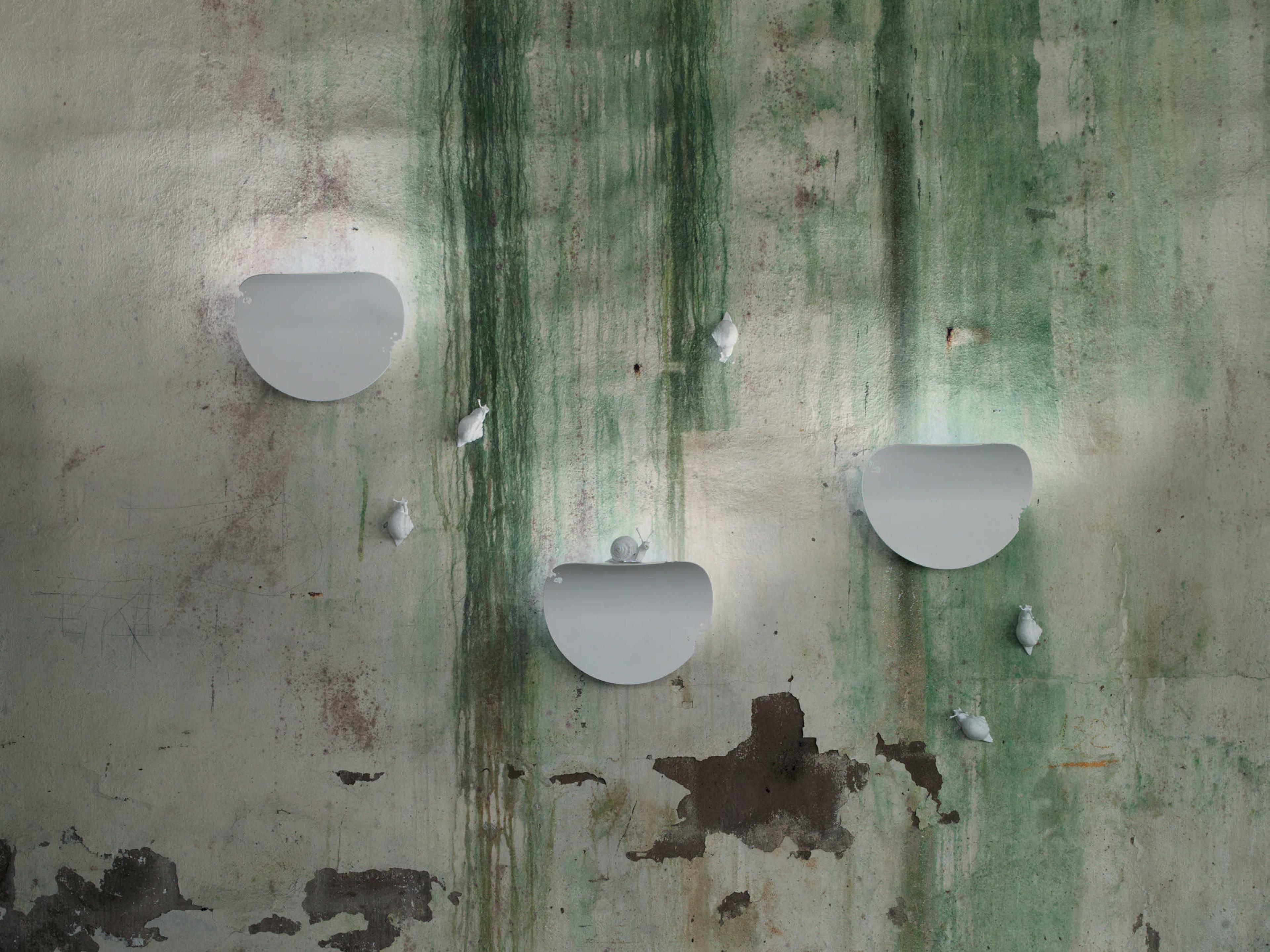 Karman Va Lentina White LED Wall Sconce