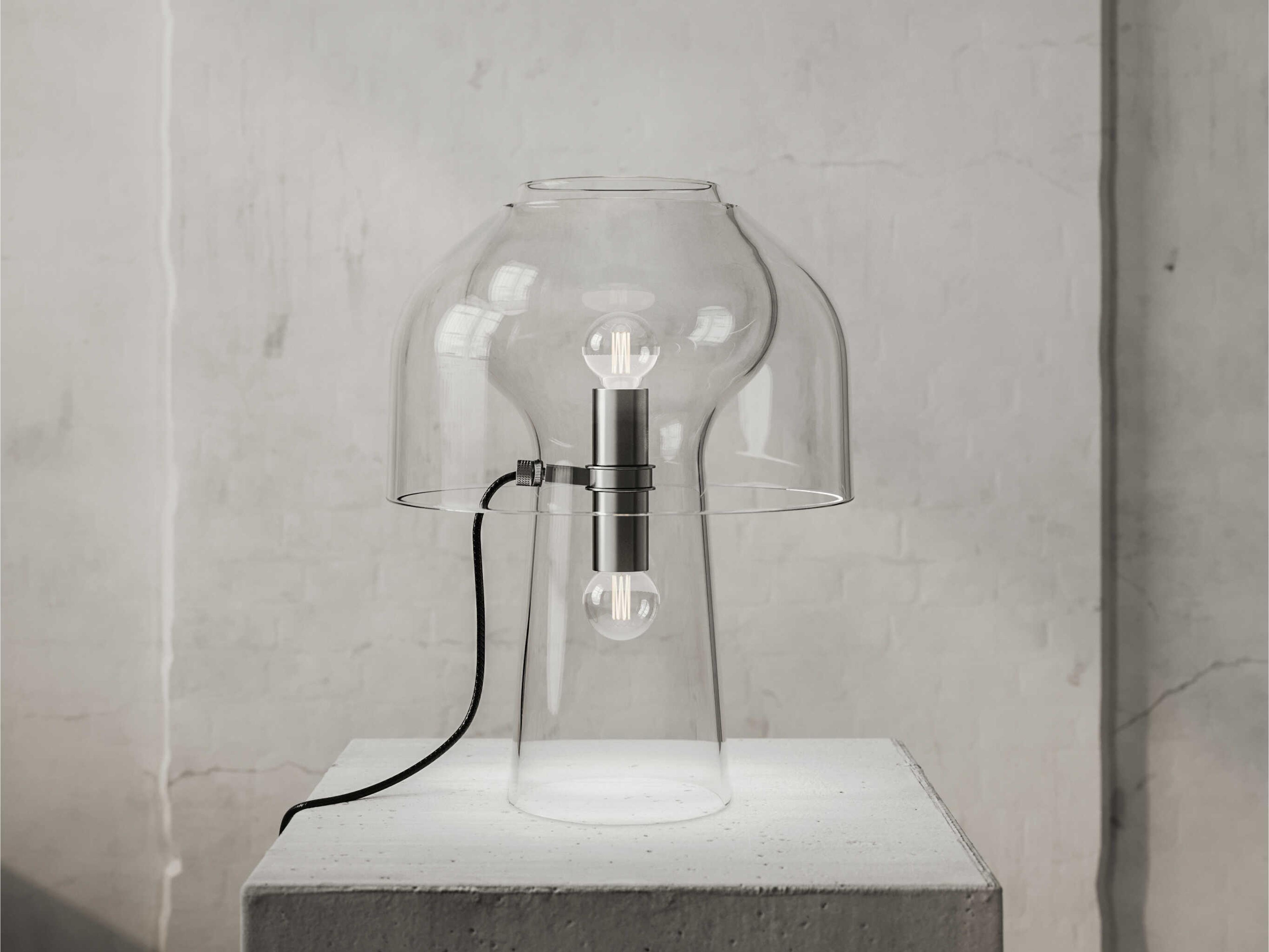 Karman Lilly Transparent Clear Table Lamp