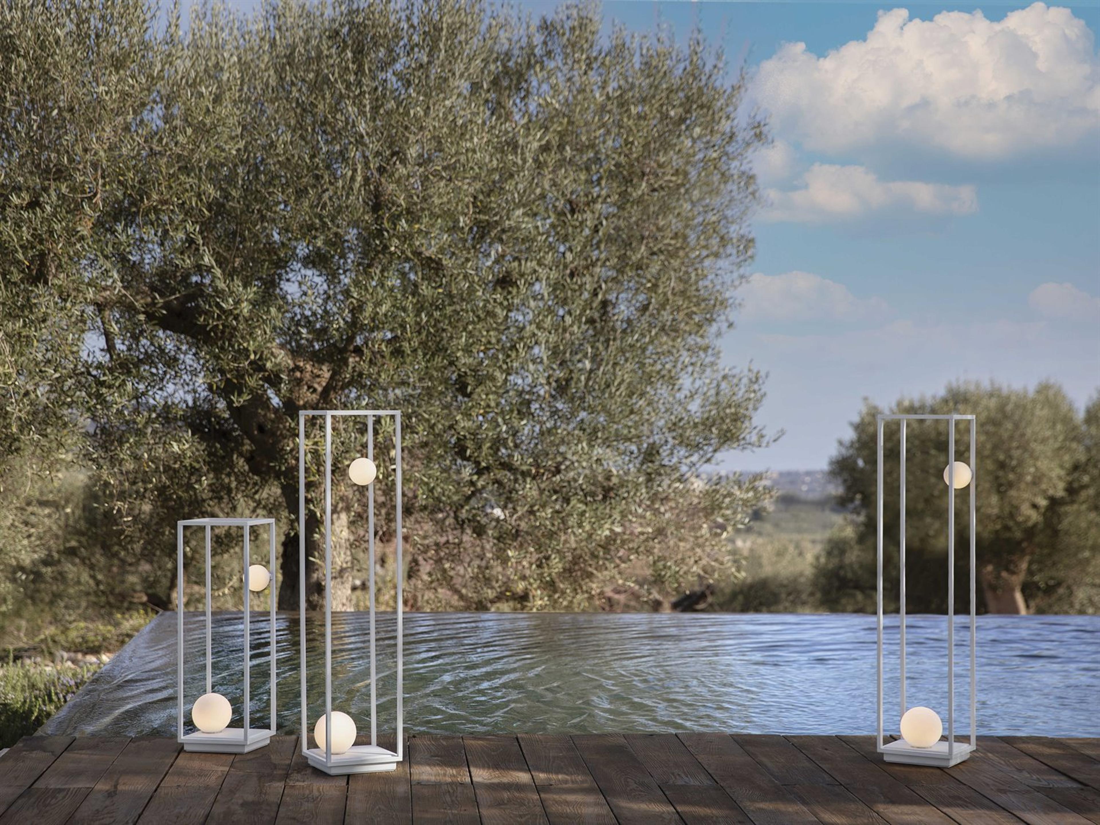 Karman Abachina Outdoor Floor Light