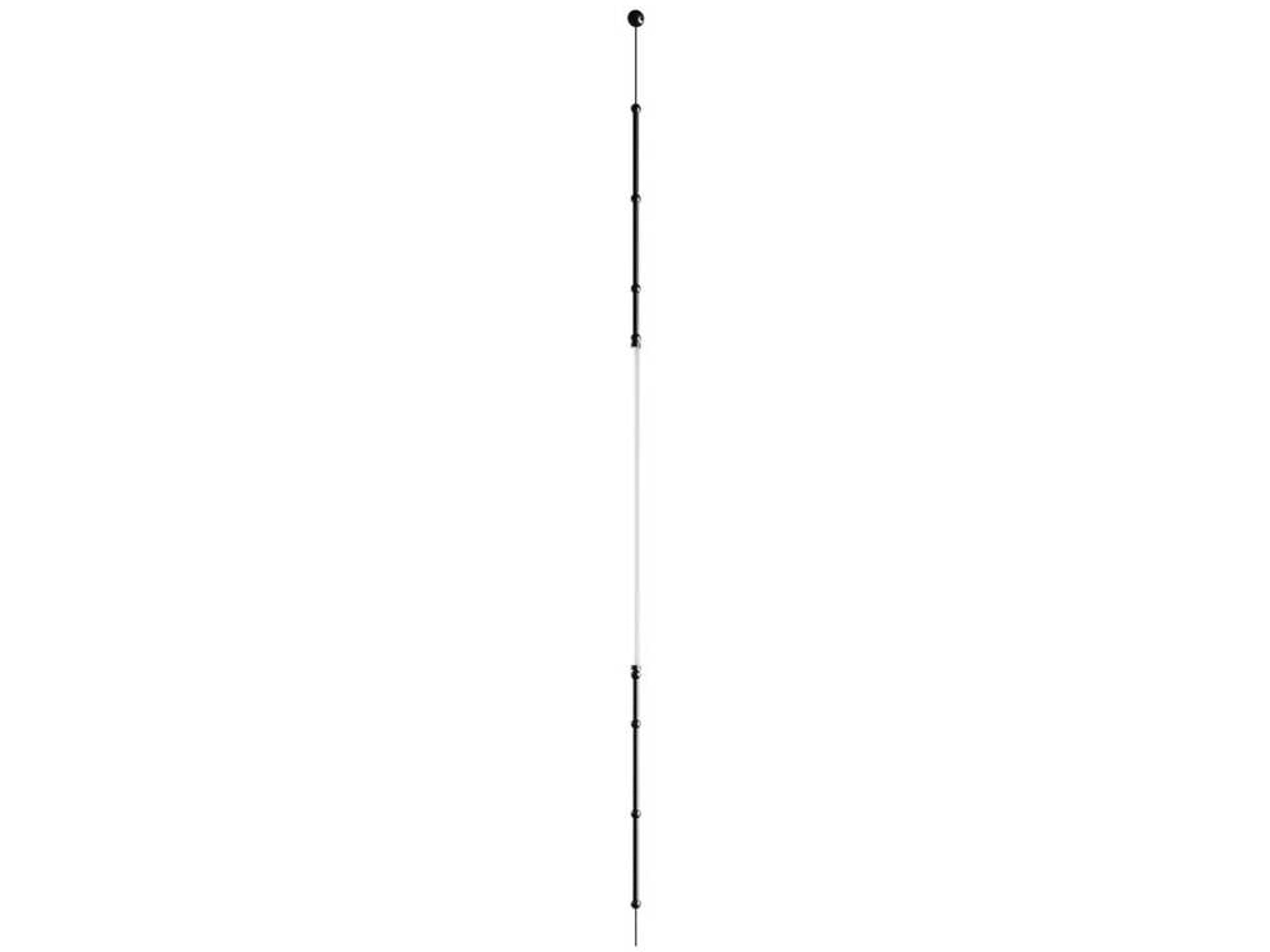 Leda Floor Lamp in Black Aluminum