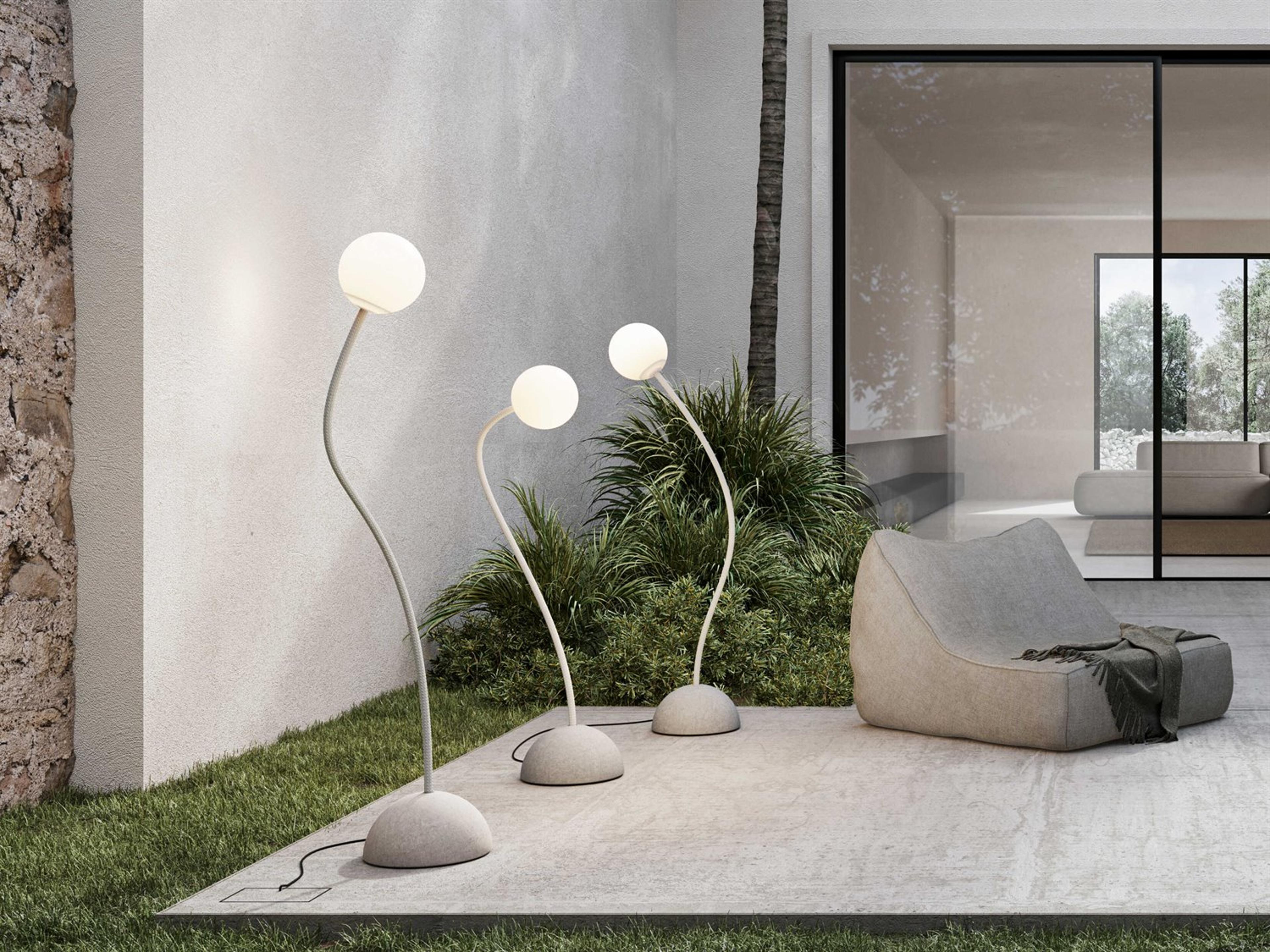 Karman Moony 1-Light Outdoor Floor Light