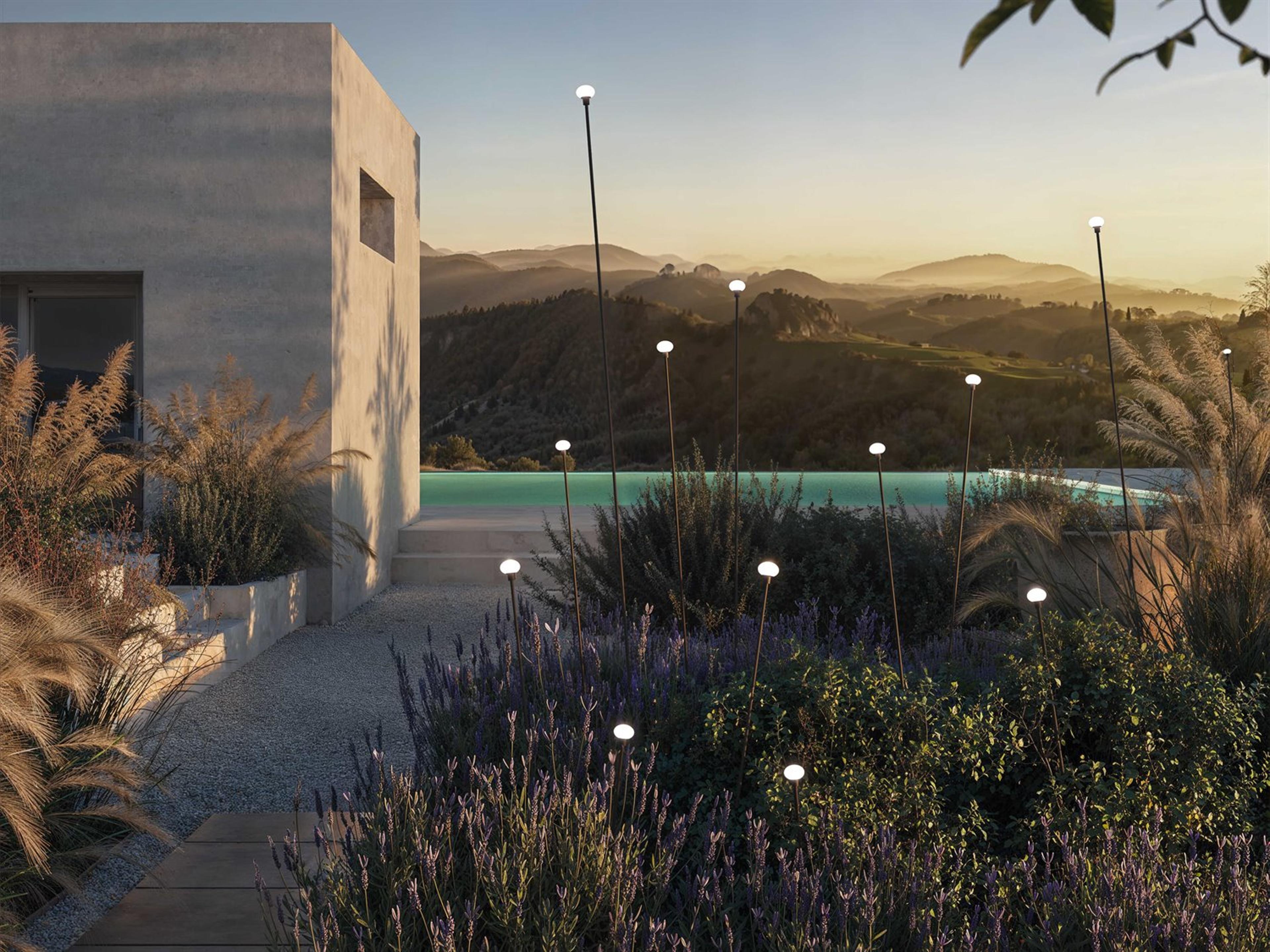 Karman Minuit Outdoor Lamp