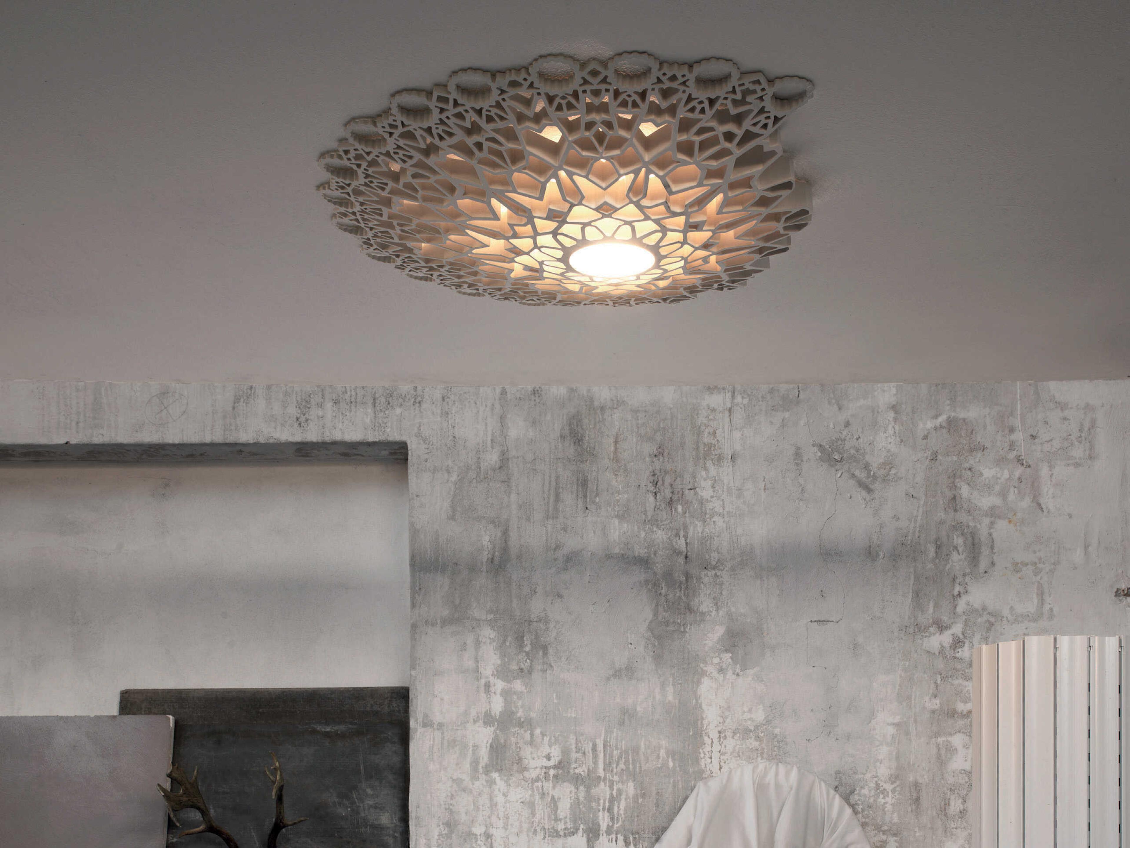 Karman Notredame White Wall Sconce