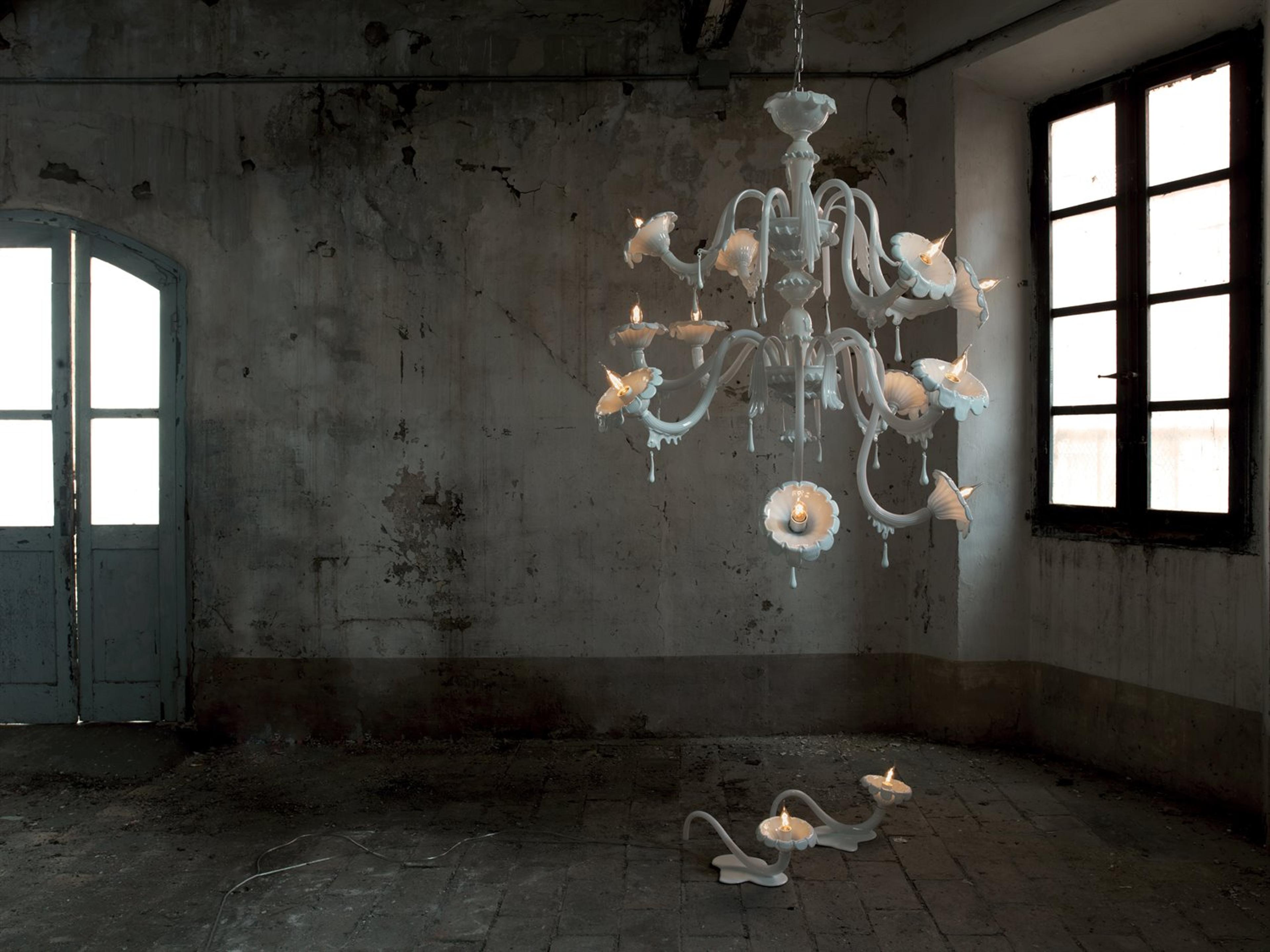 Karman Au-revoir 11-Light White Opalinen Chandelier