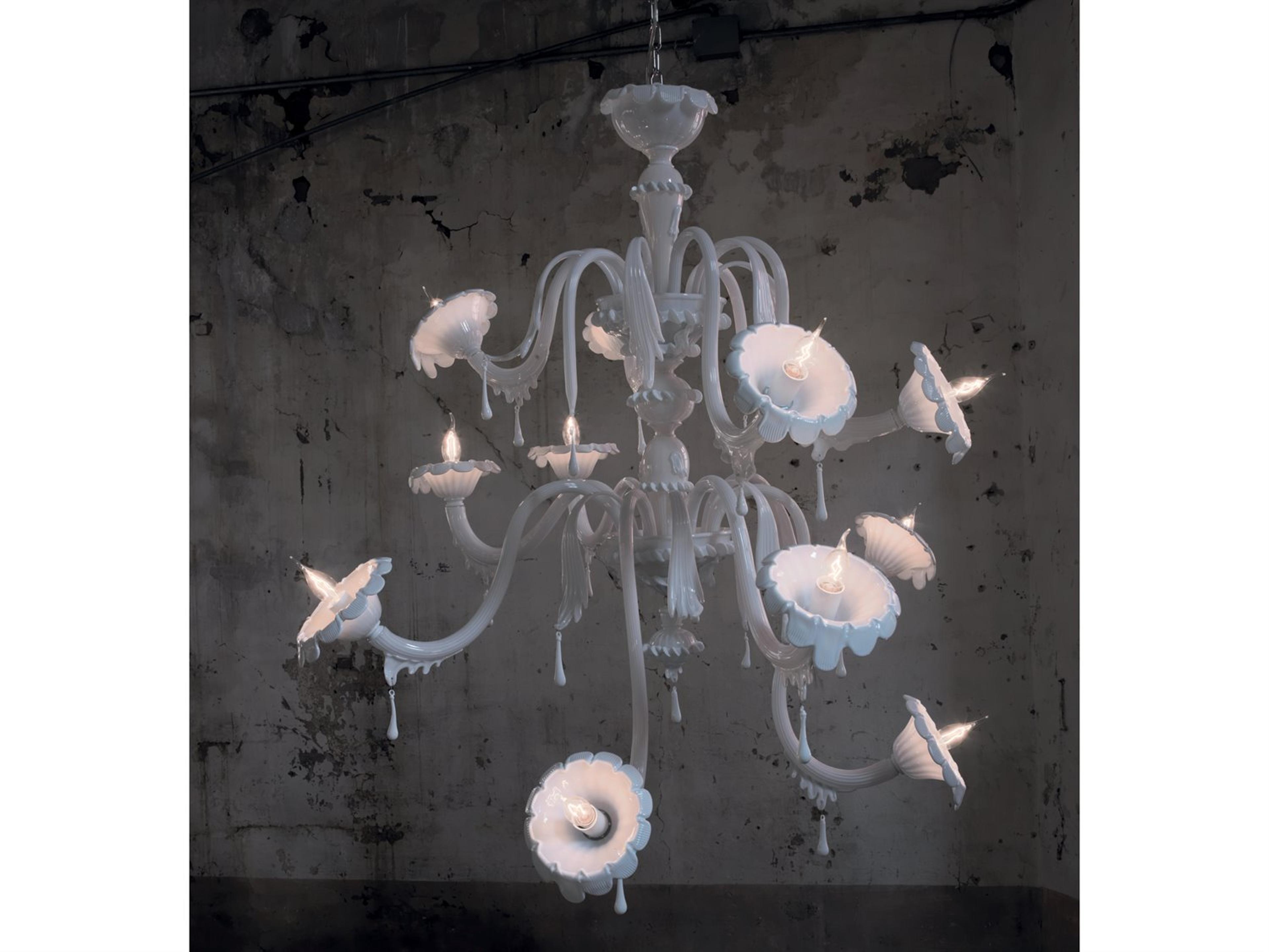 Karman Au-revoir 11-Light White Opalinen Chandelier