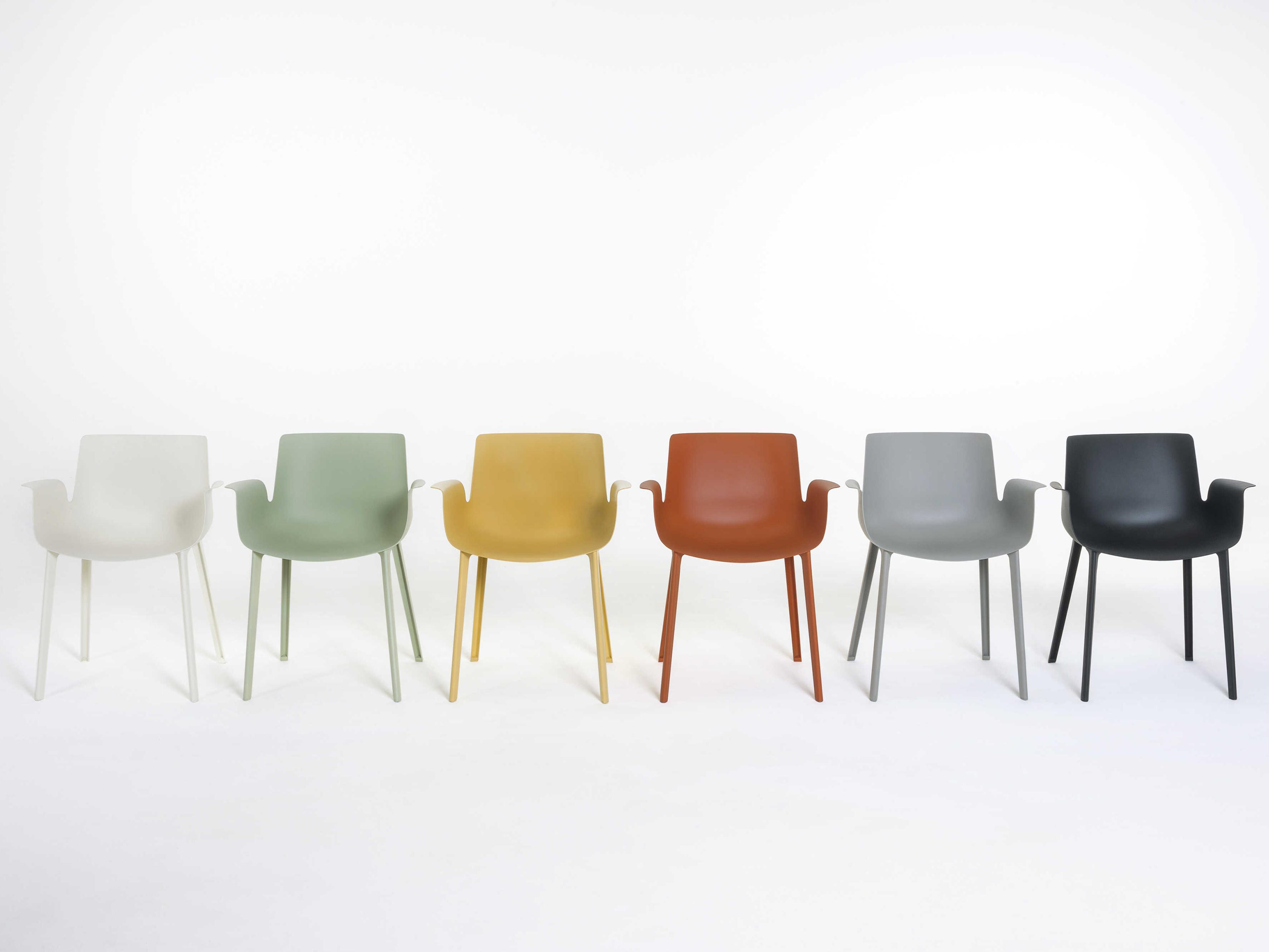 Kartell Outdoor Piuma Opaque White Resin Dining Arm Chair