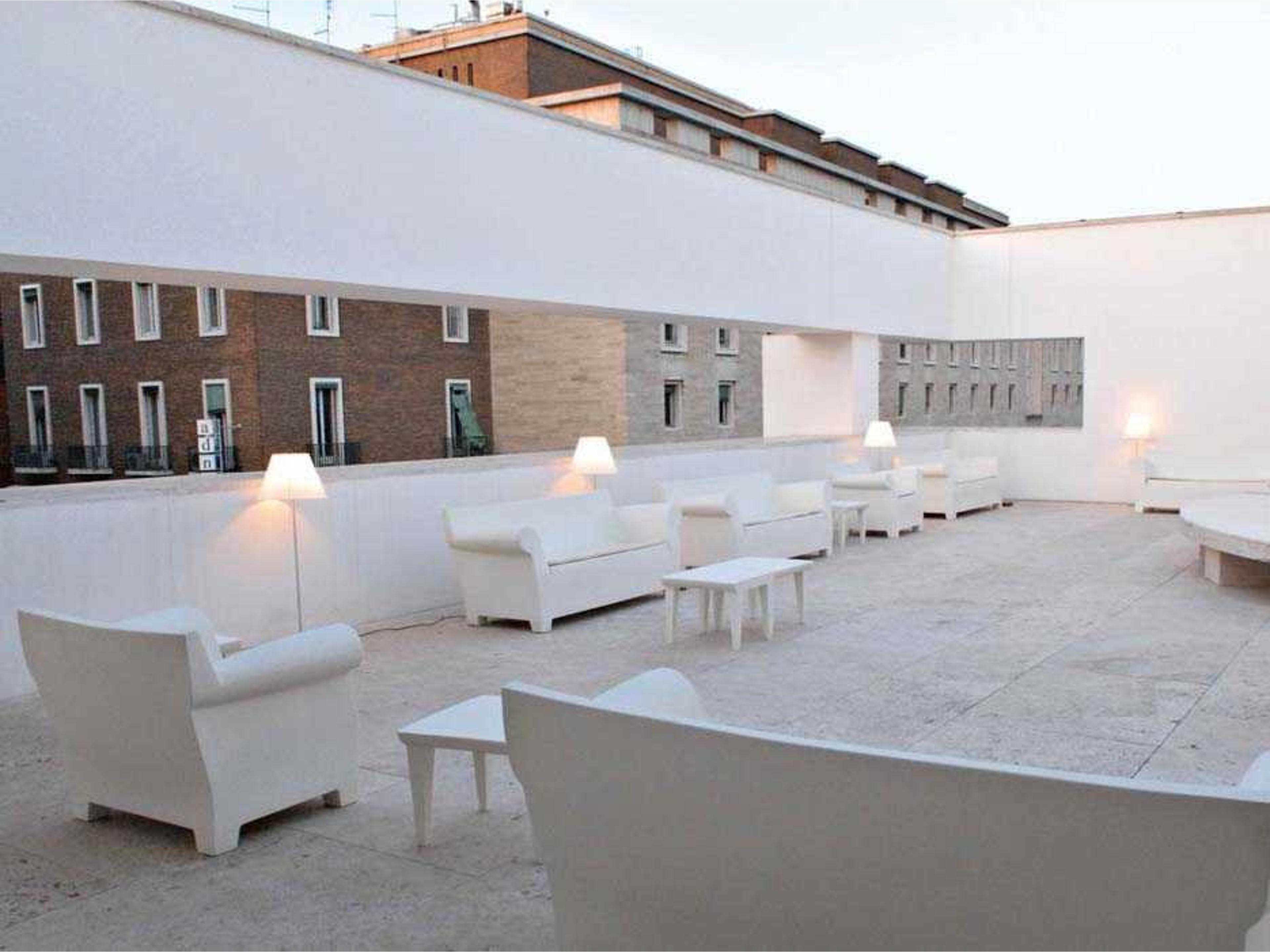 Kartell Bubble White Club Chair