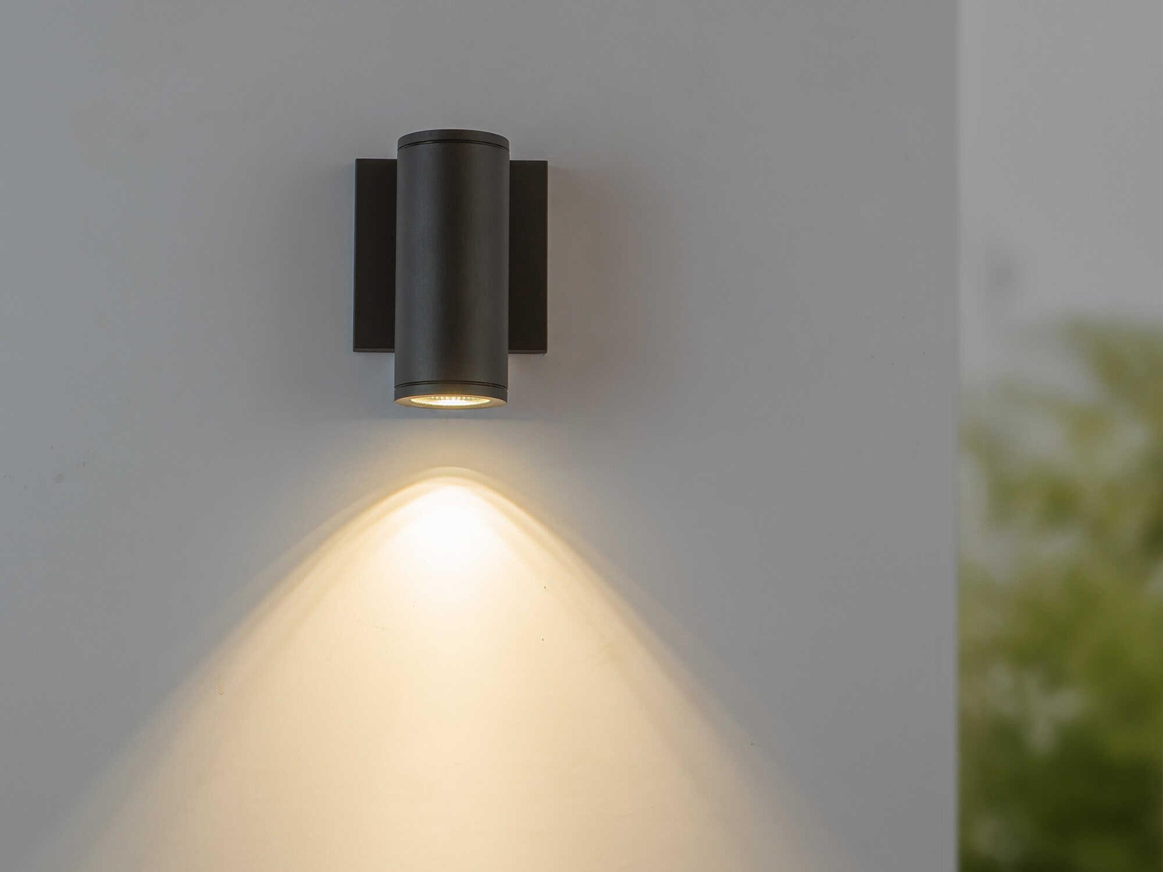 Kuzco Lighting Nordic Outdoor Wall Light