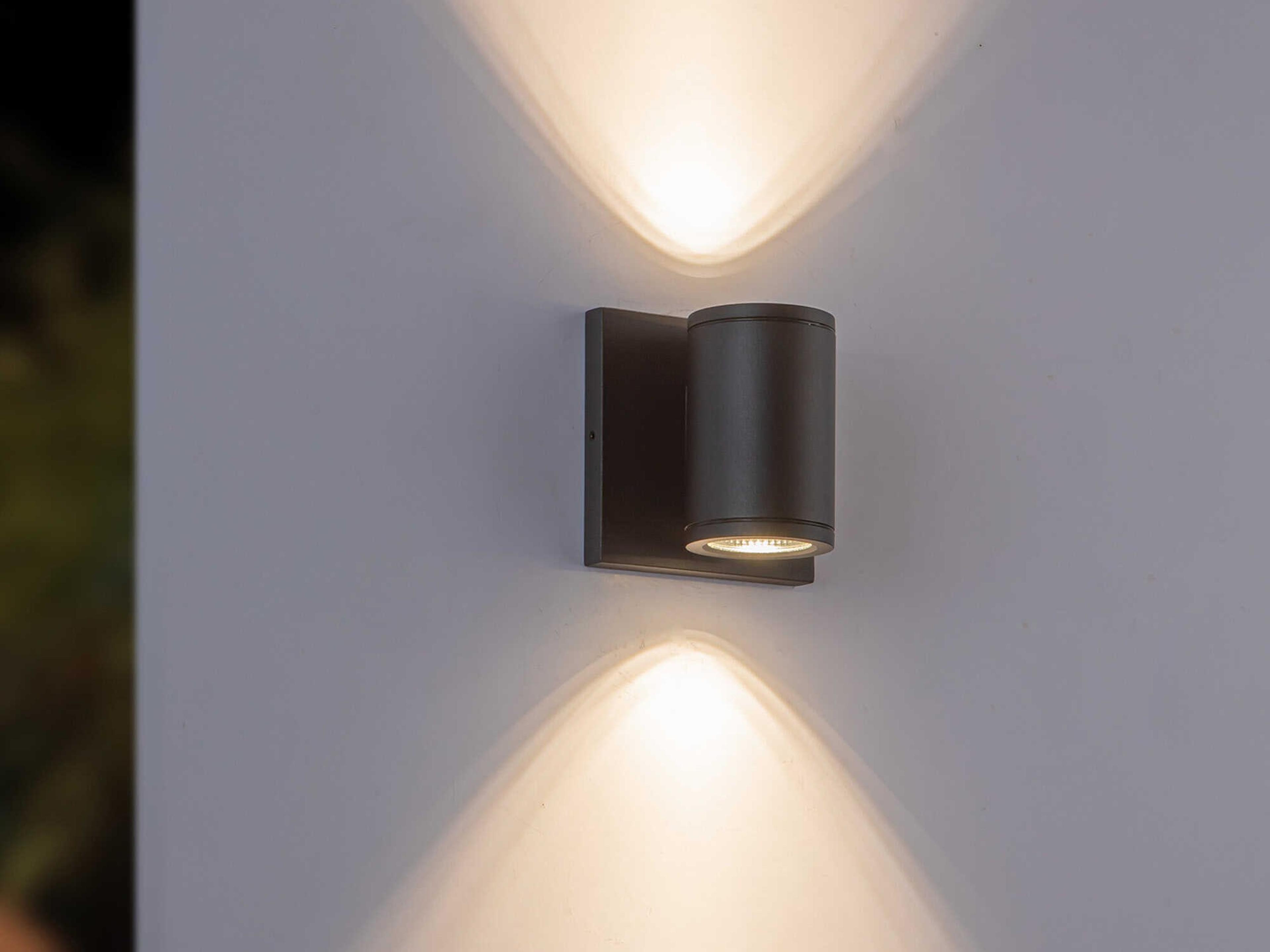 Kuzco Lighting Nordic Outdoor Wall Light