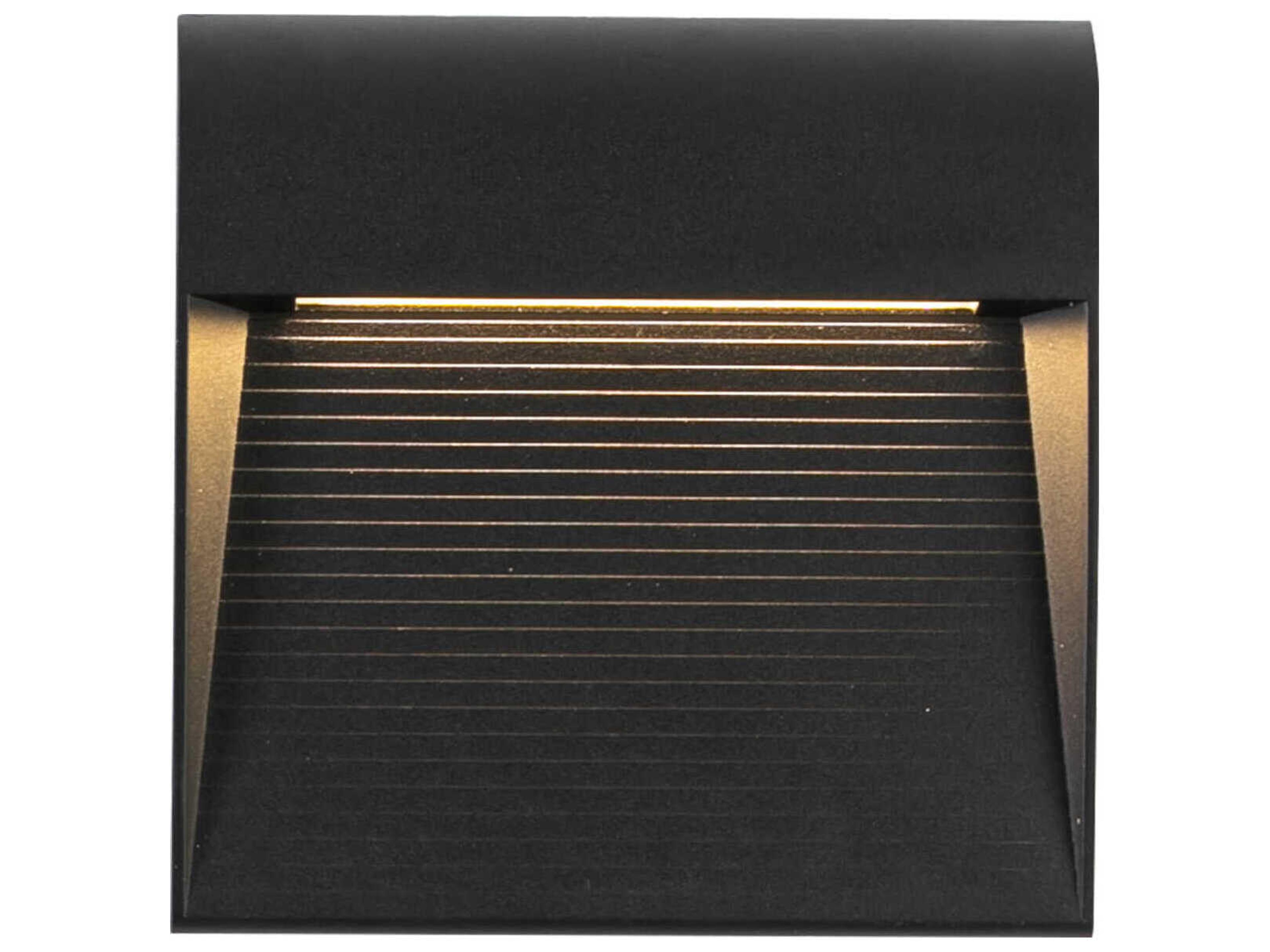 Casa Outdoor Wall Light