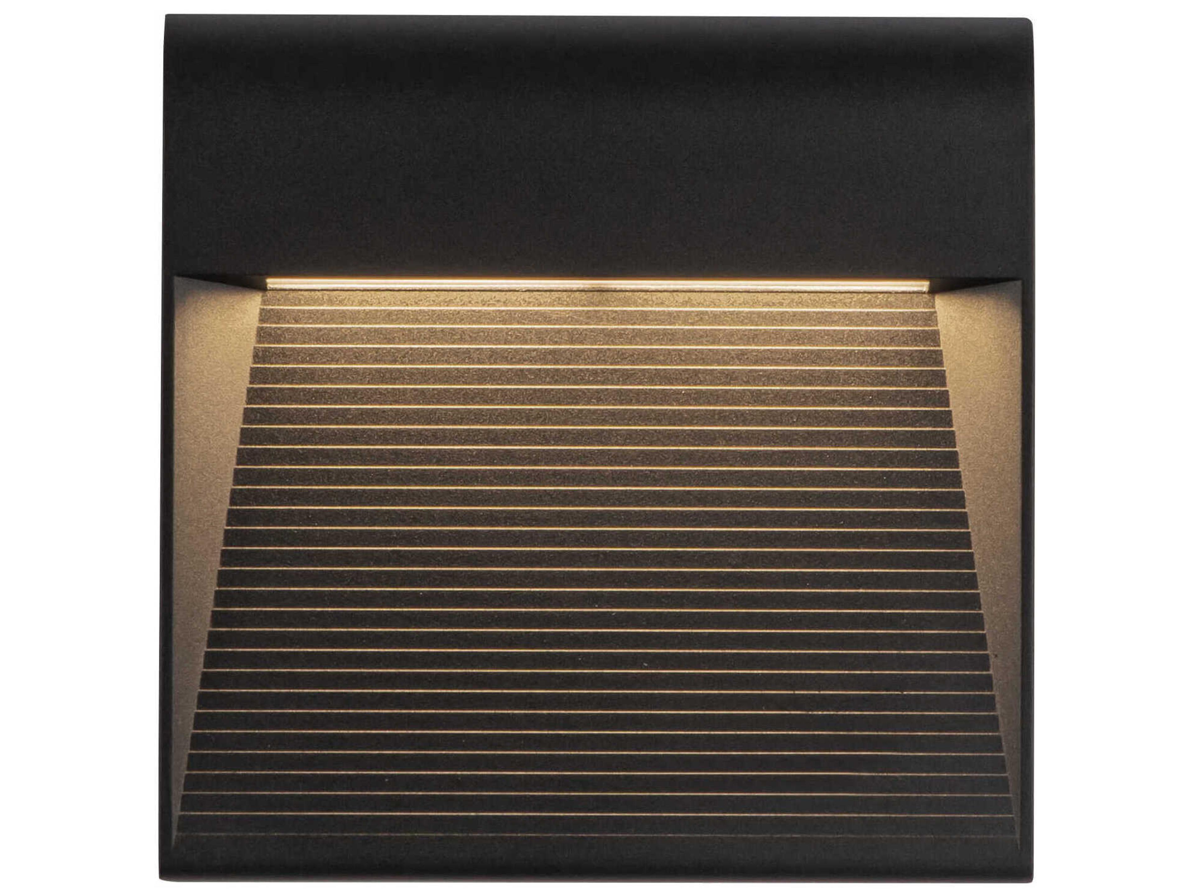 Casa Outdoor Wall Light