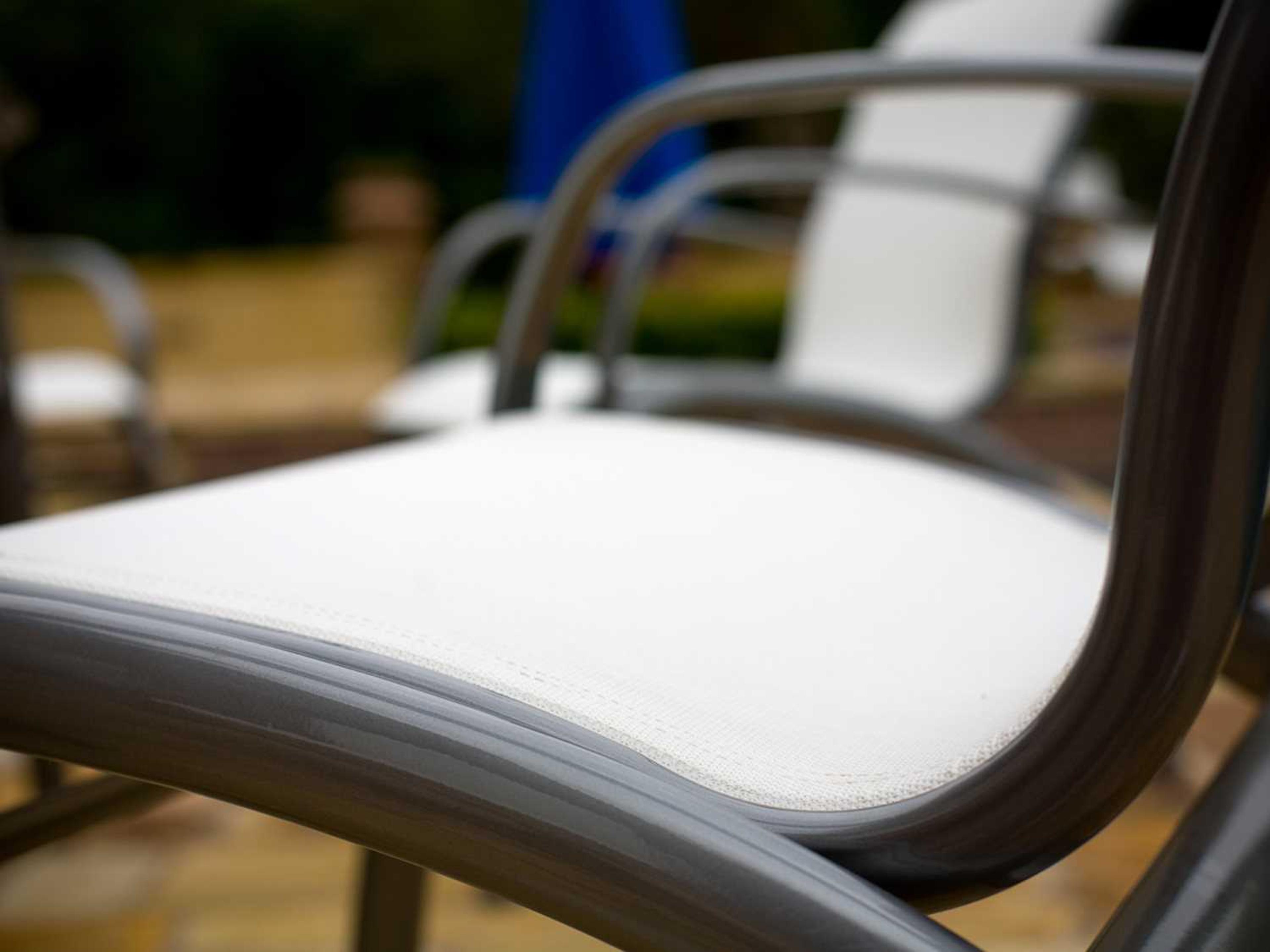 Koverton Modone Aluminum Outdoor Patio Lounge Chair