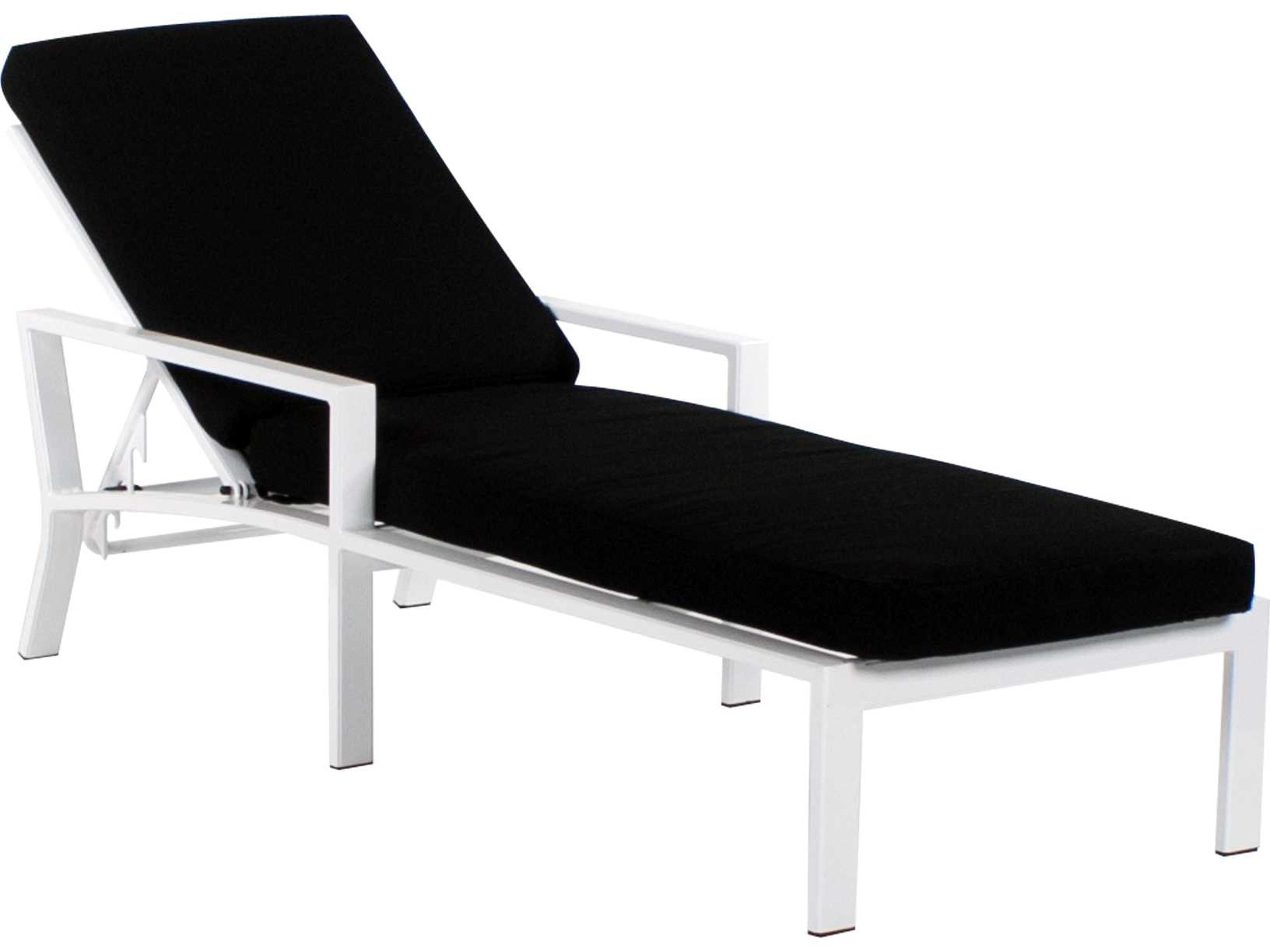 Parkview Woven Wicker Single-Patio Chaise Lounge