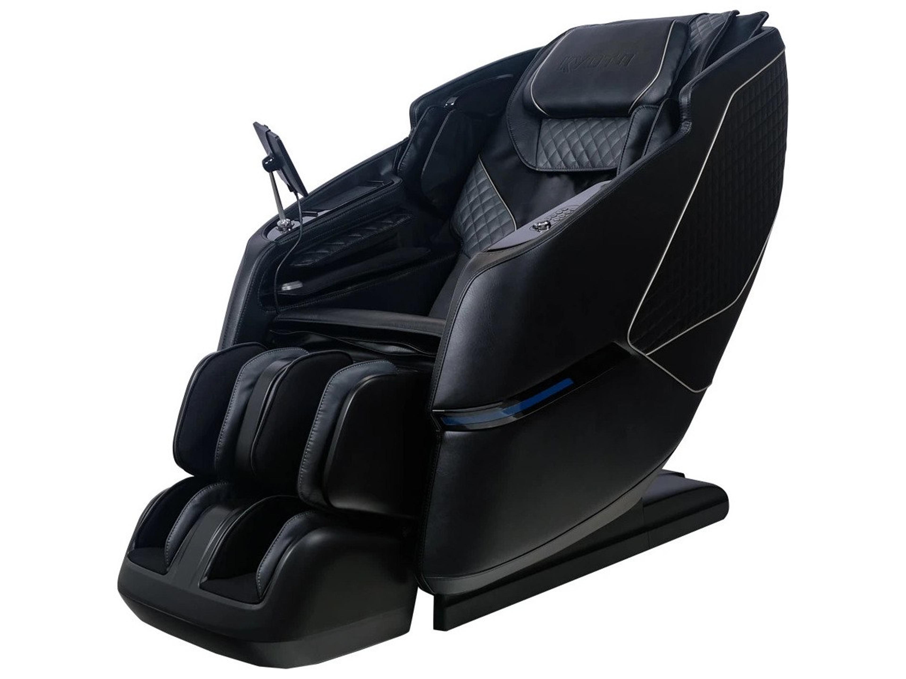 Kyota Kizuna M688 Massage Chair in Black/Gray