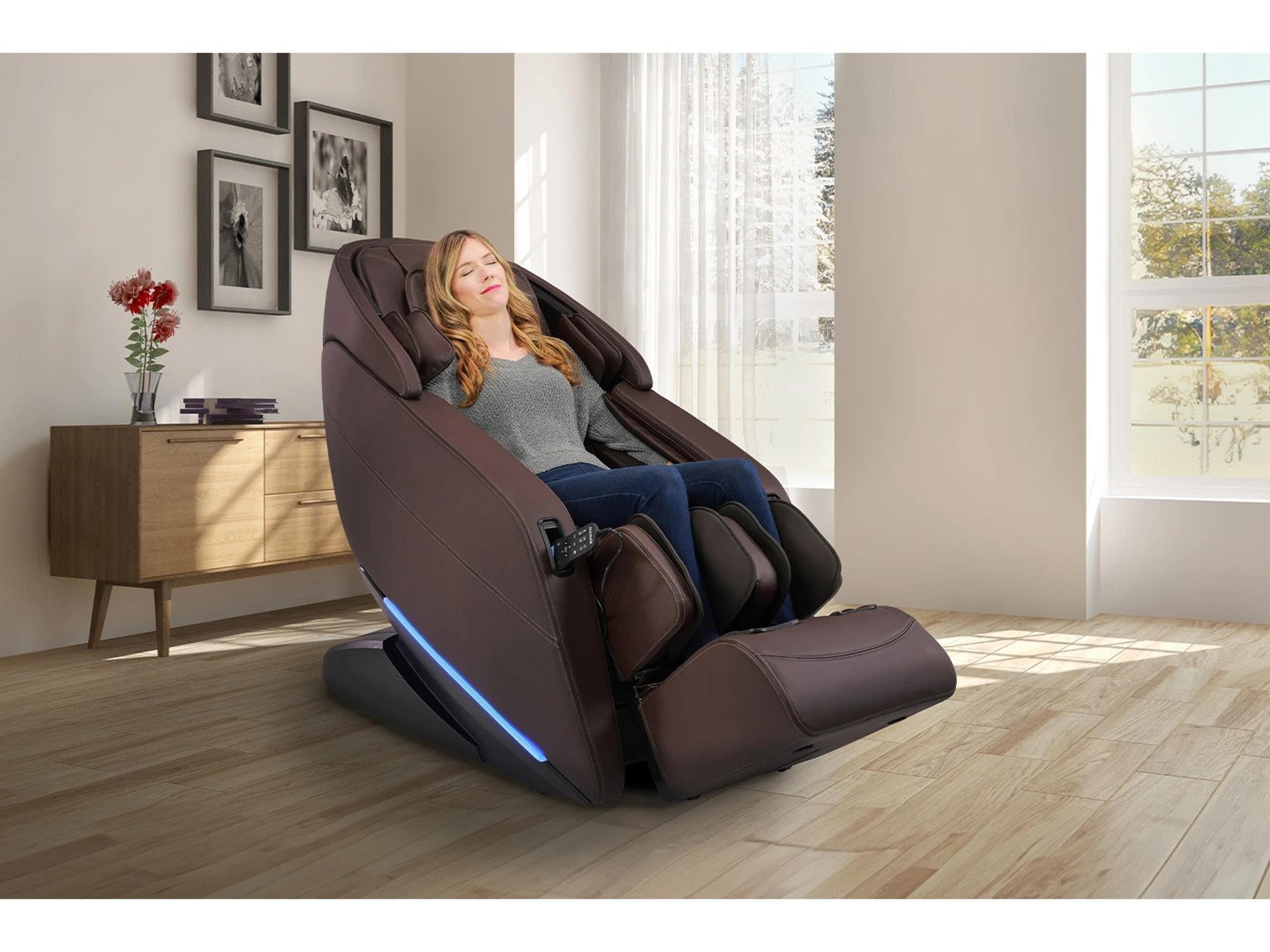 Kyota Yugana M780 4D Massage Chair in Brown
