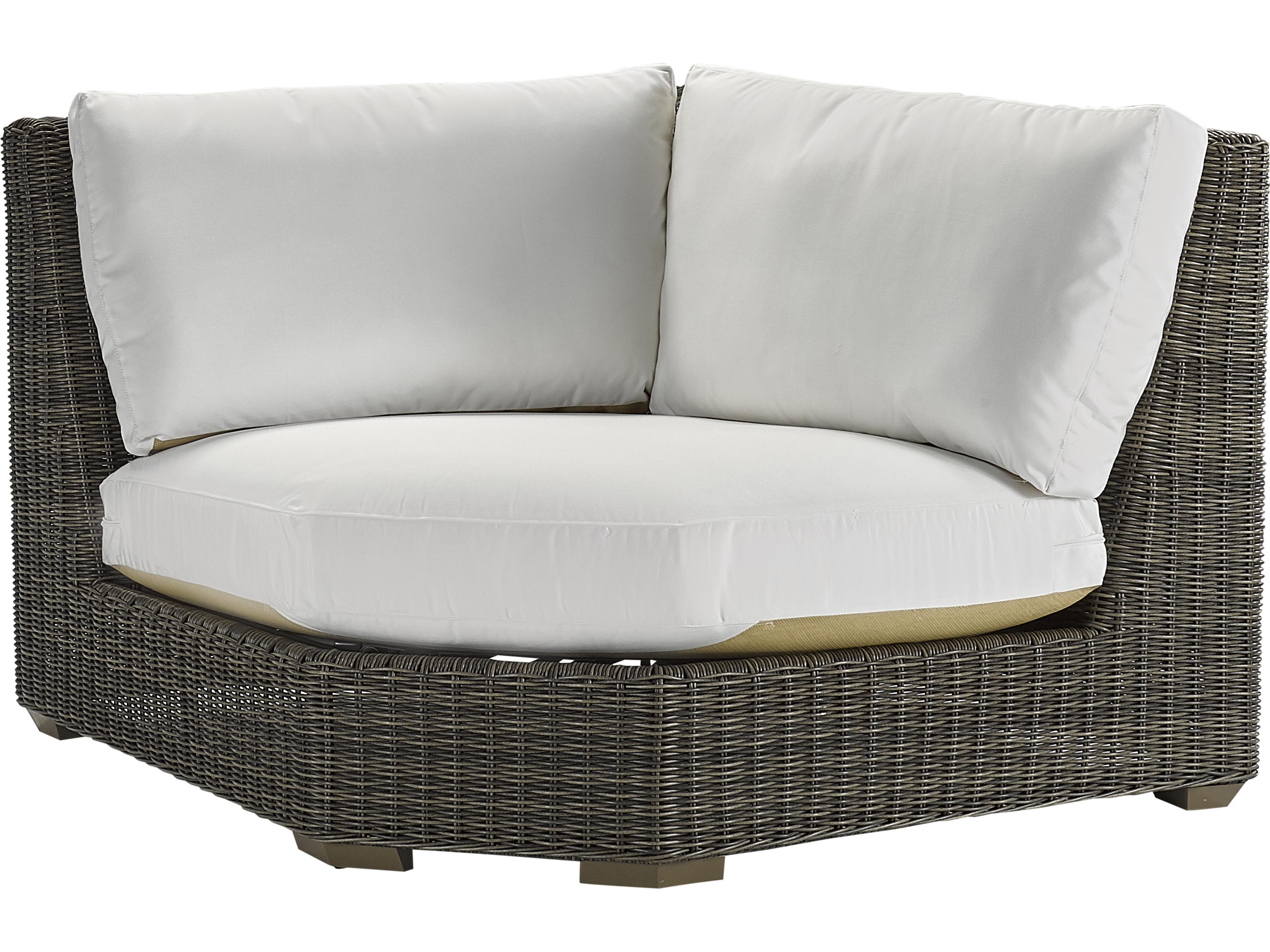 Lane Venture Oasis Wicker Corner Wedge Patio Lounge Chair