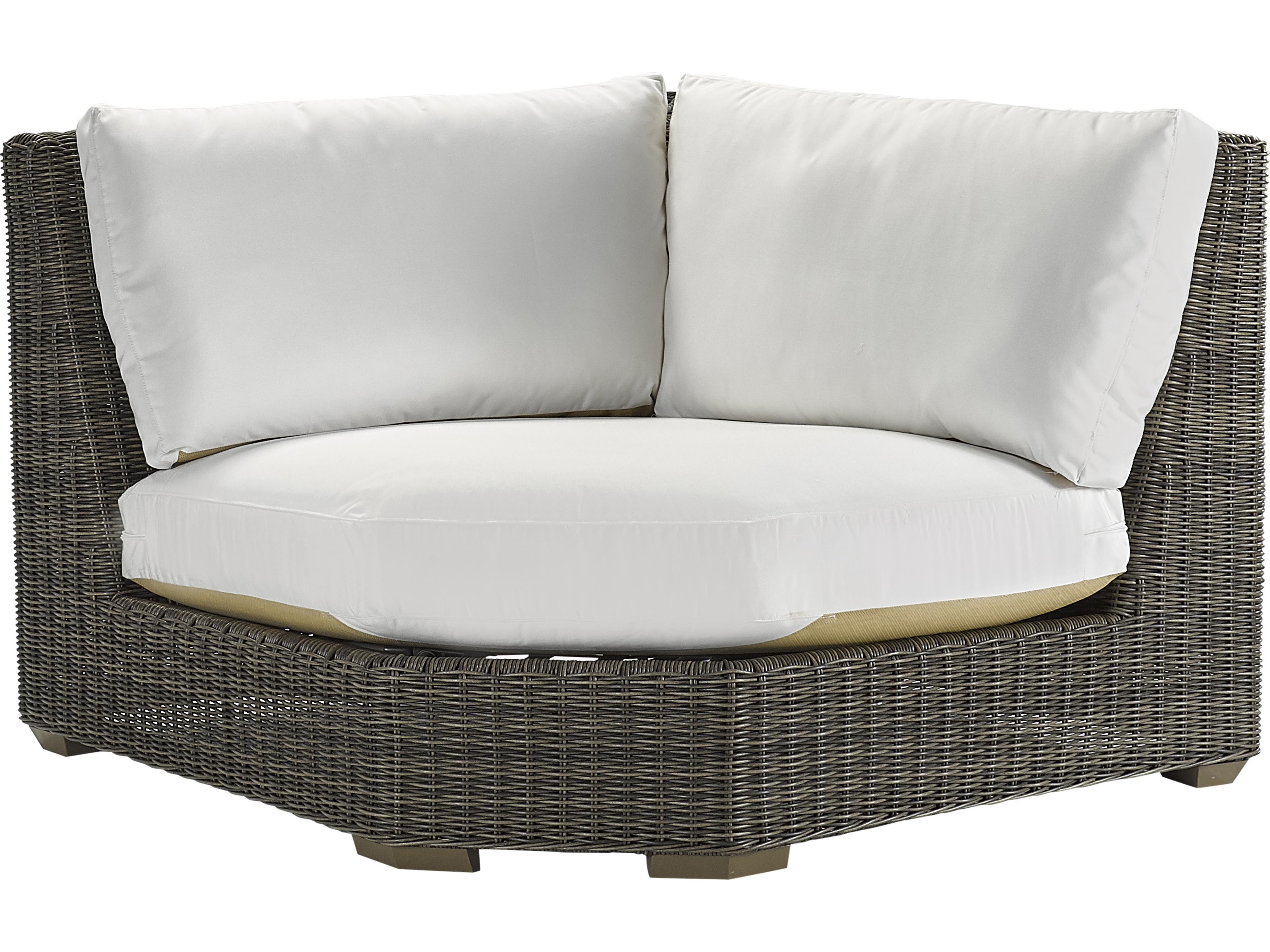 Lane Venture Oasis Wicker Corner Wedge Patio Lounge Chair