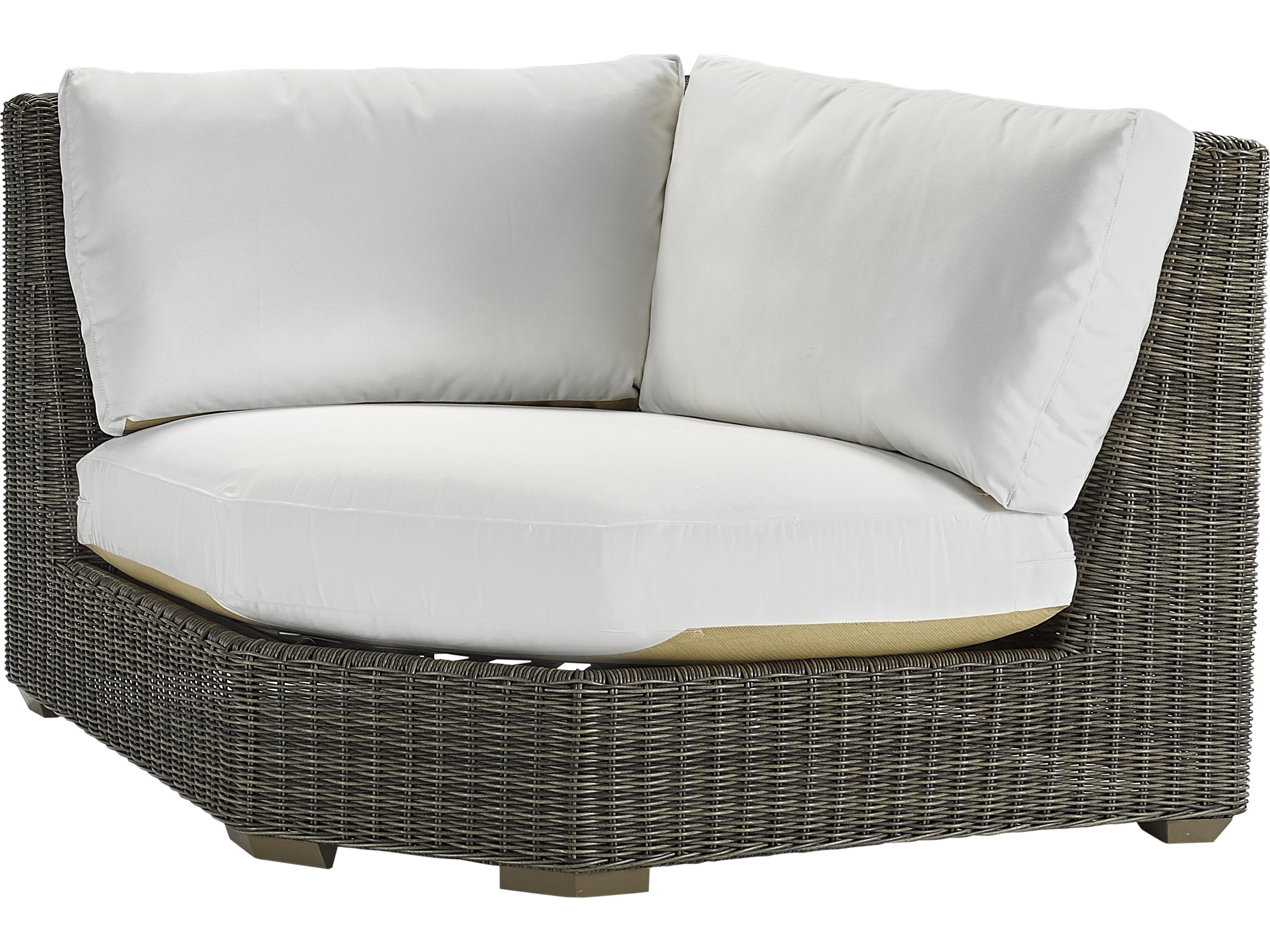 Lane Venture Oasis Wicker Corner Wedge Patio Lounge Chair