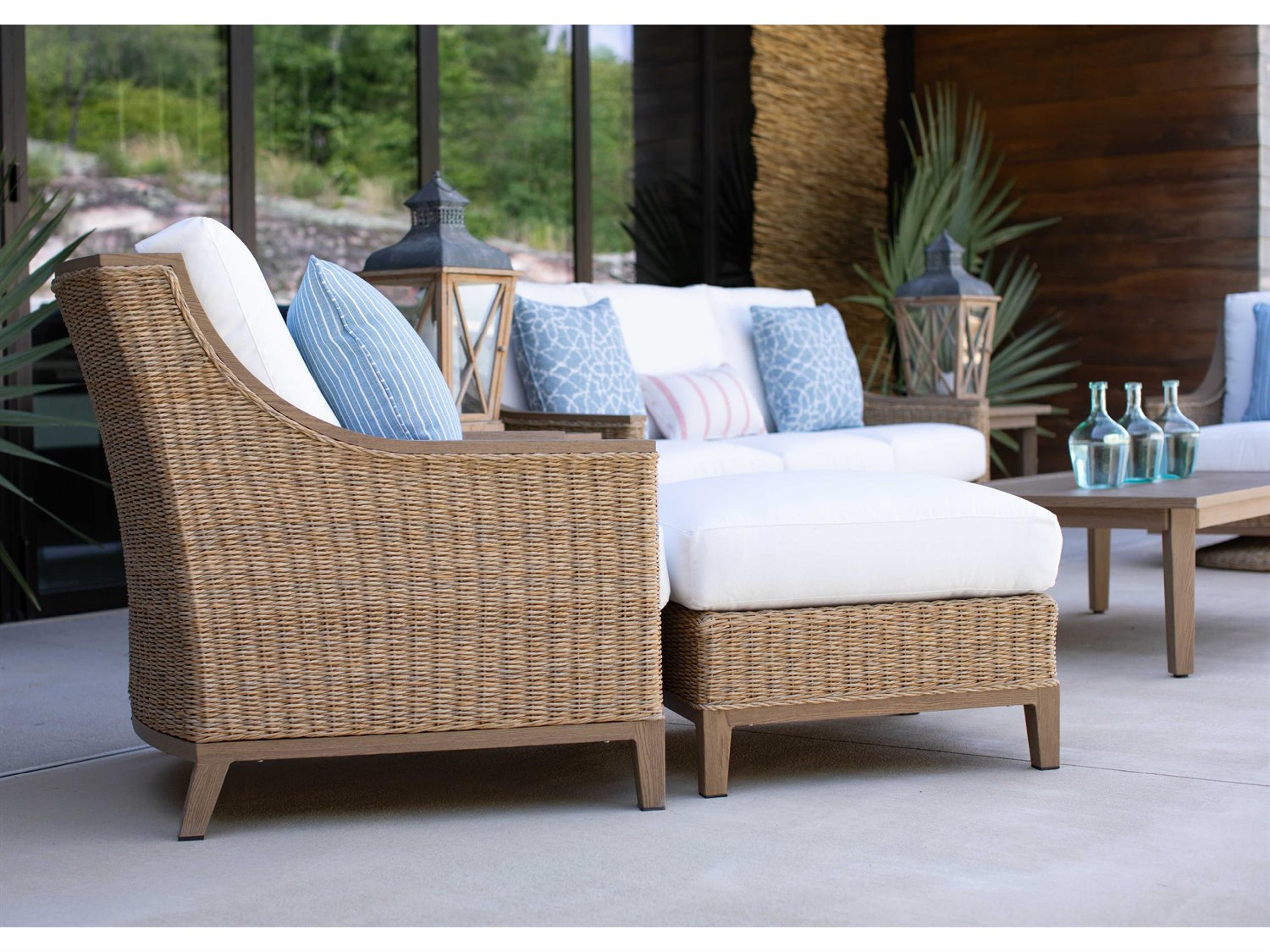 Hemmingway Loggia Honey Wicker Patio Lounge Set