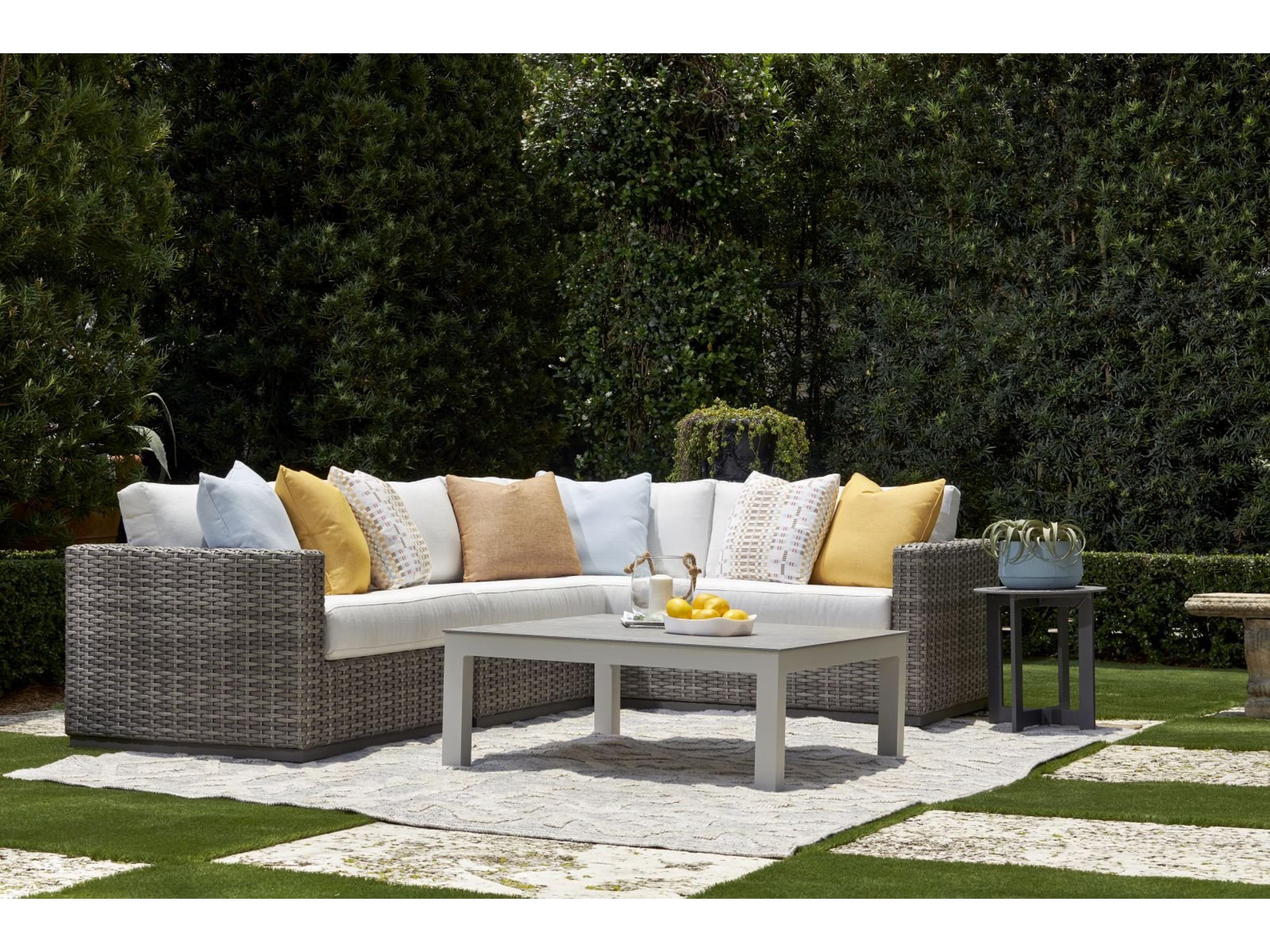 Hyannis Sectional Lounge Set