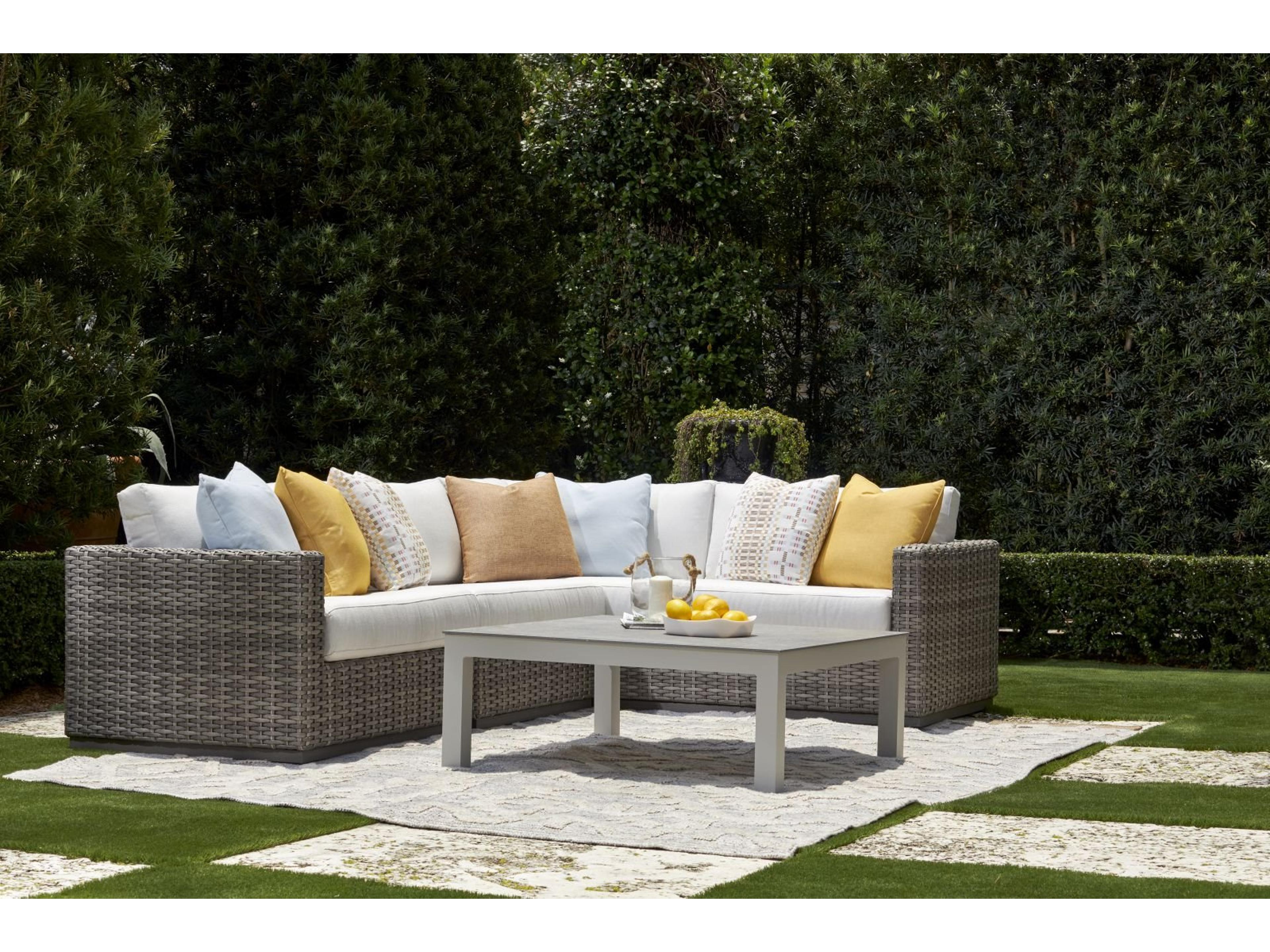 Hyannis Sectional Lounge Set