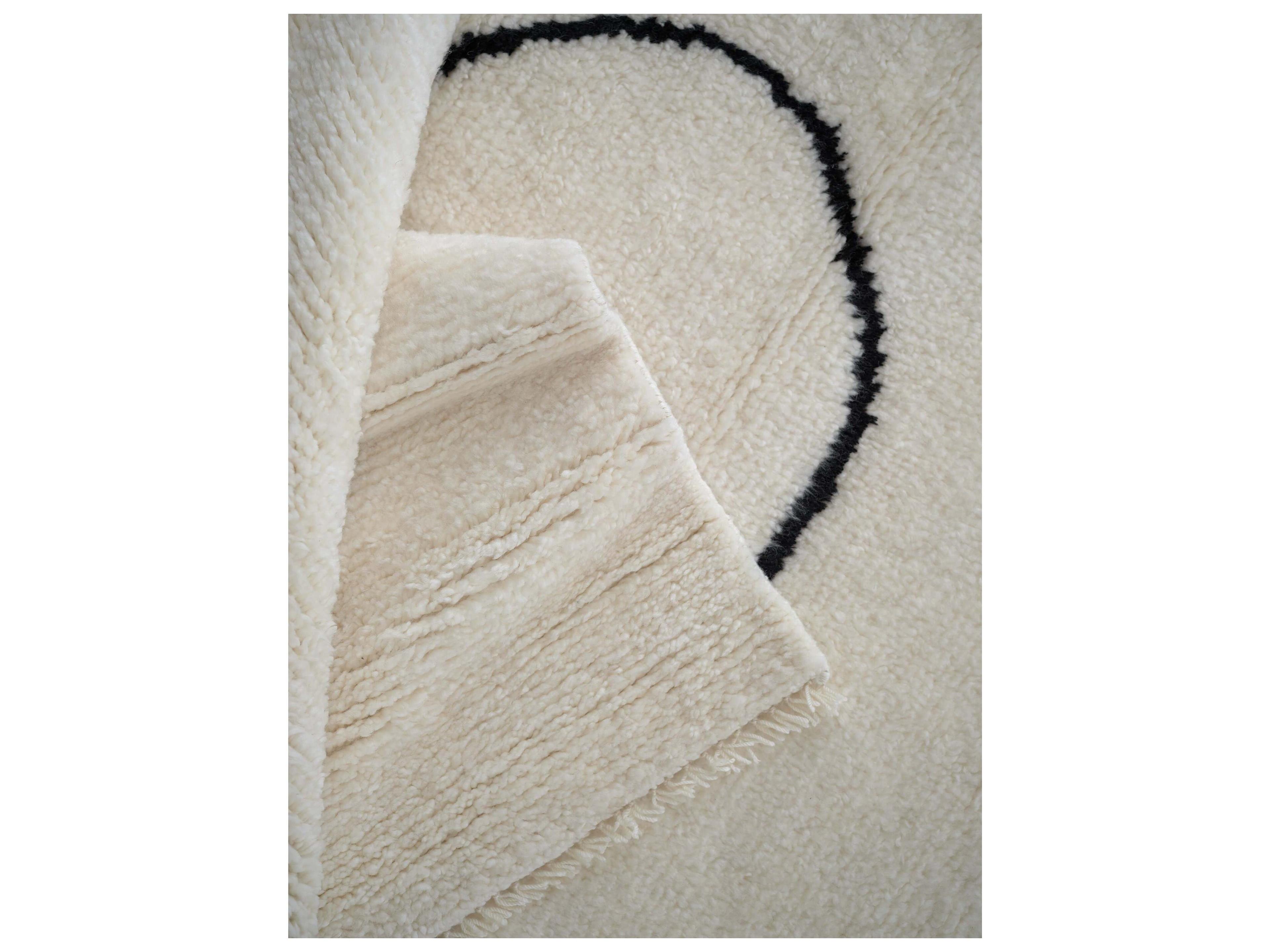 Linie Design Abstract Black Area Rug