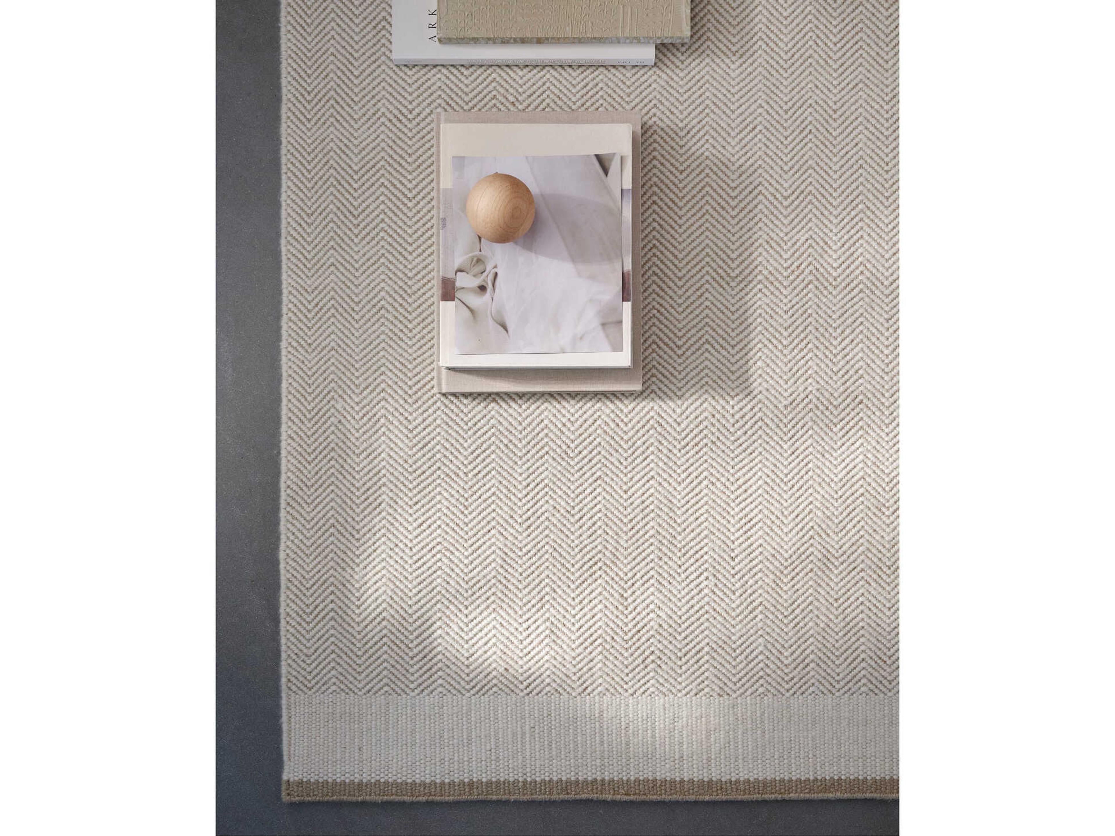 Linie Design Stratum Echo Area Rug