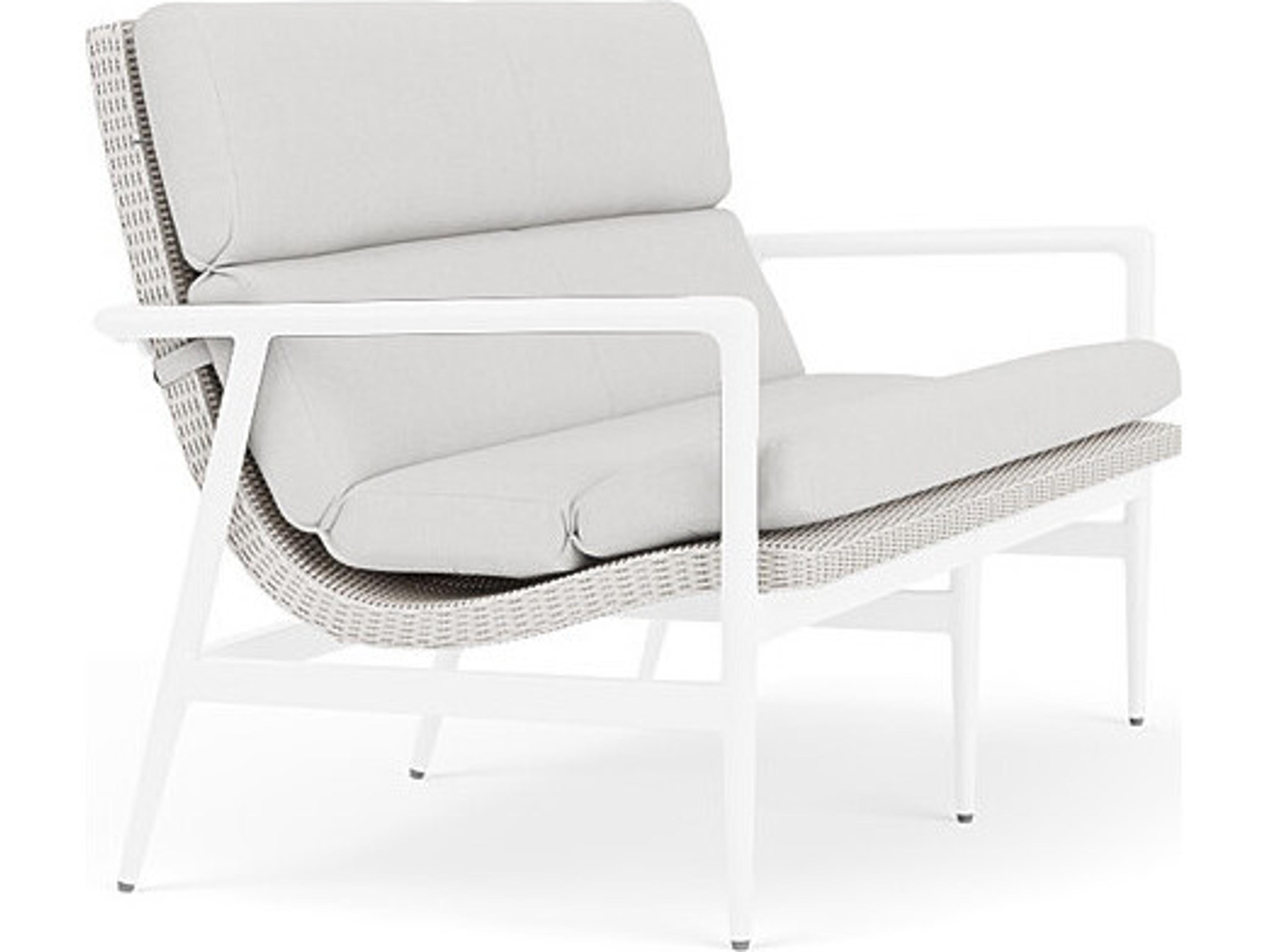 Lloyd Flanders Cascade Loveseat