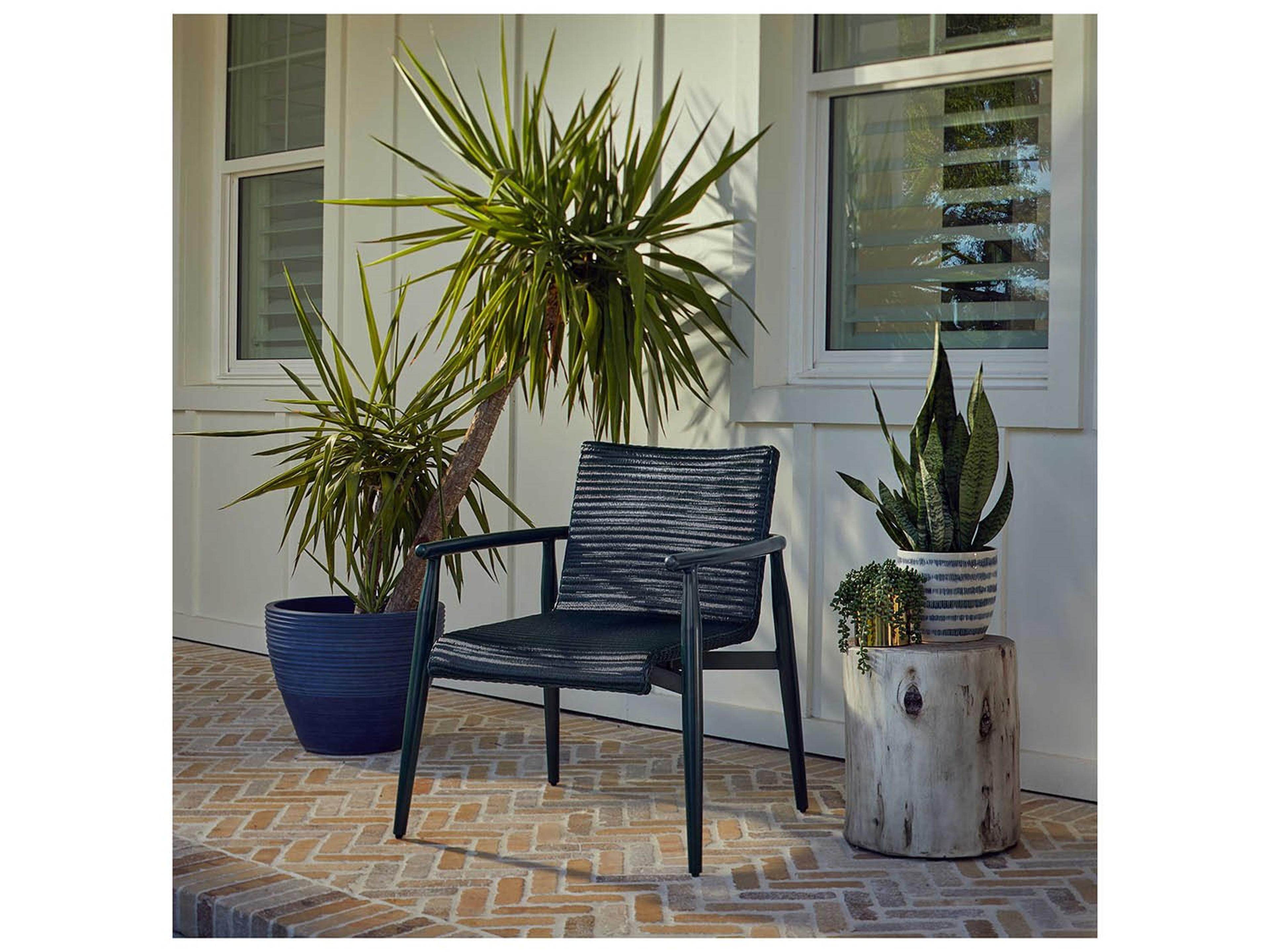 Lloyd Flanders Fairview Wicker Outdoor Lounge Chair