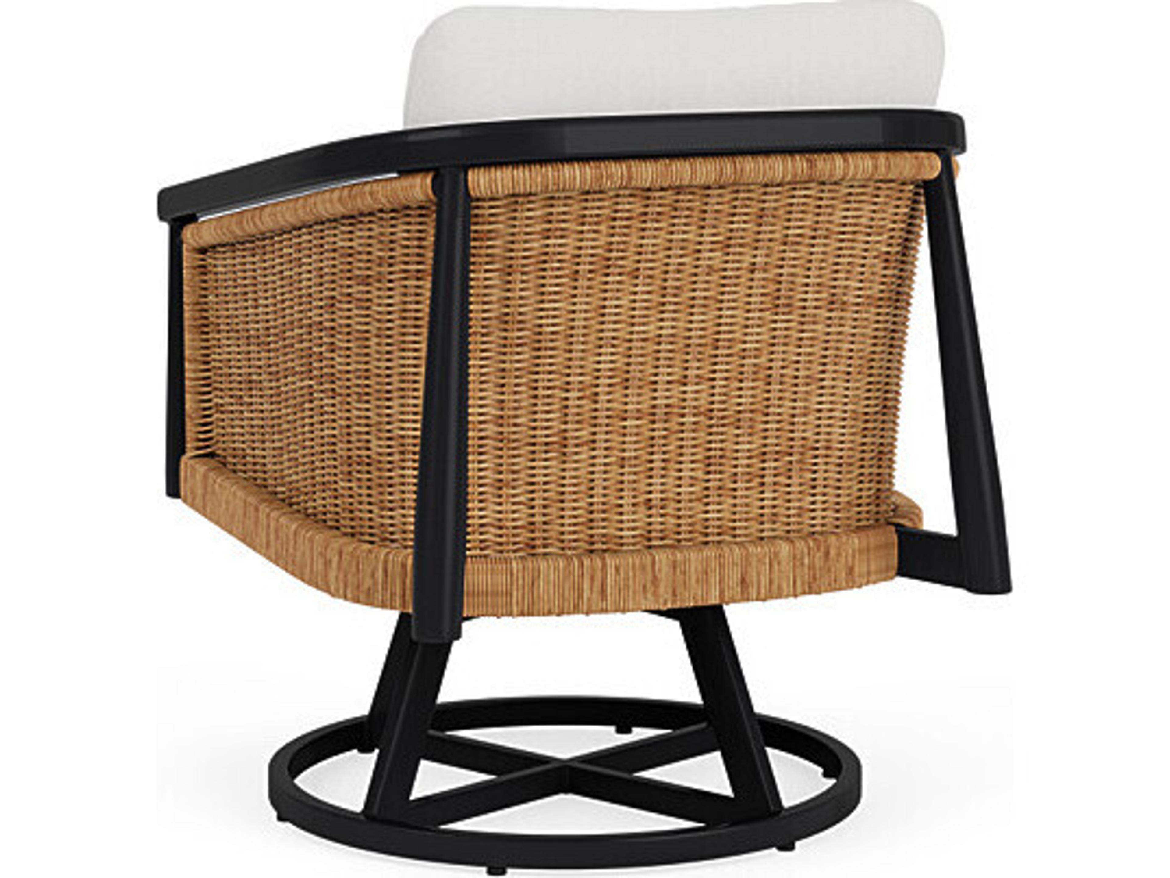 Lloyd Flanders Galloway Swivel Lounge Chair