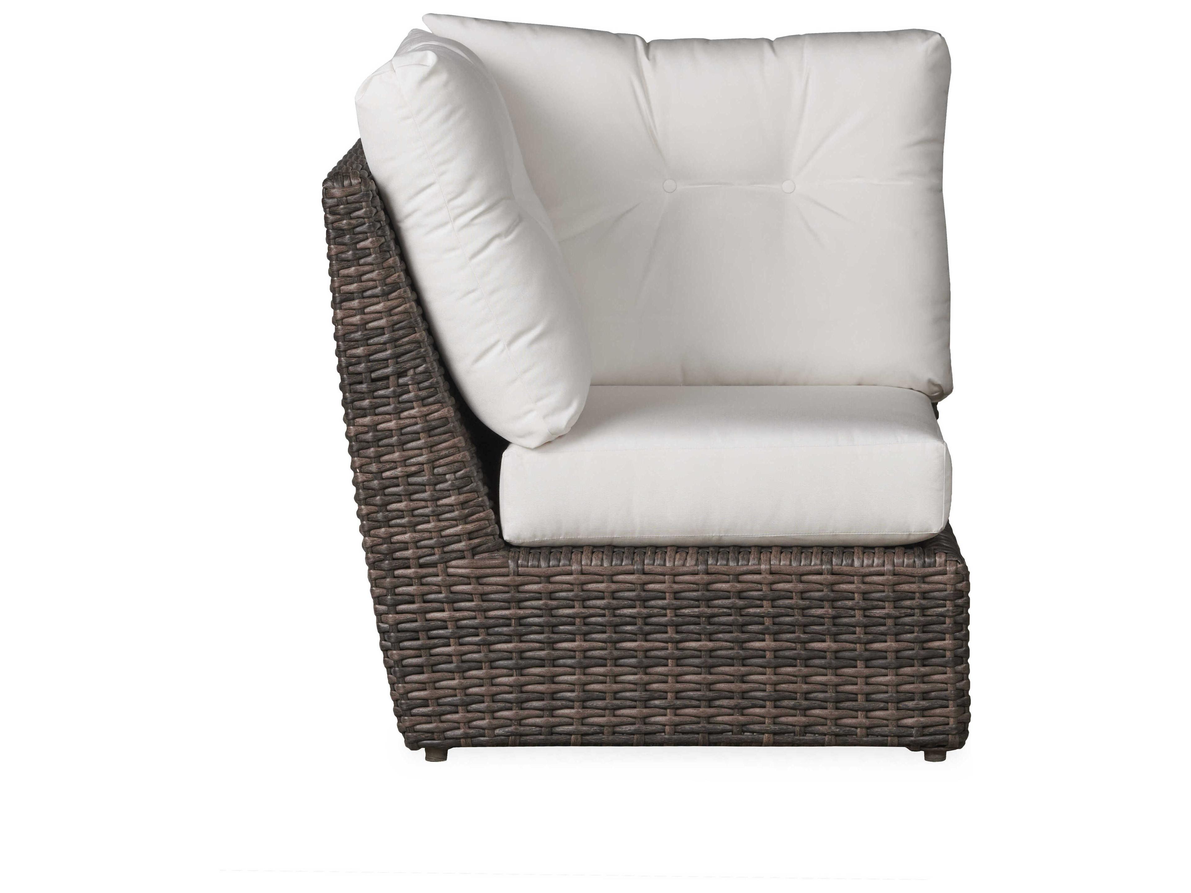 Lloyd Flanders Largo Vintage Oak Wicker Corner Patio Lounge Chair