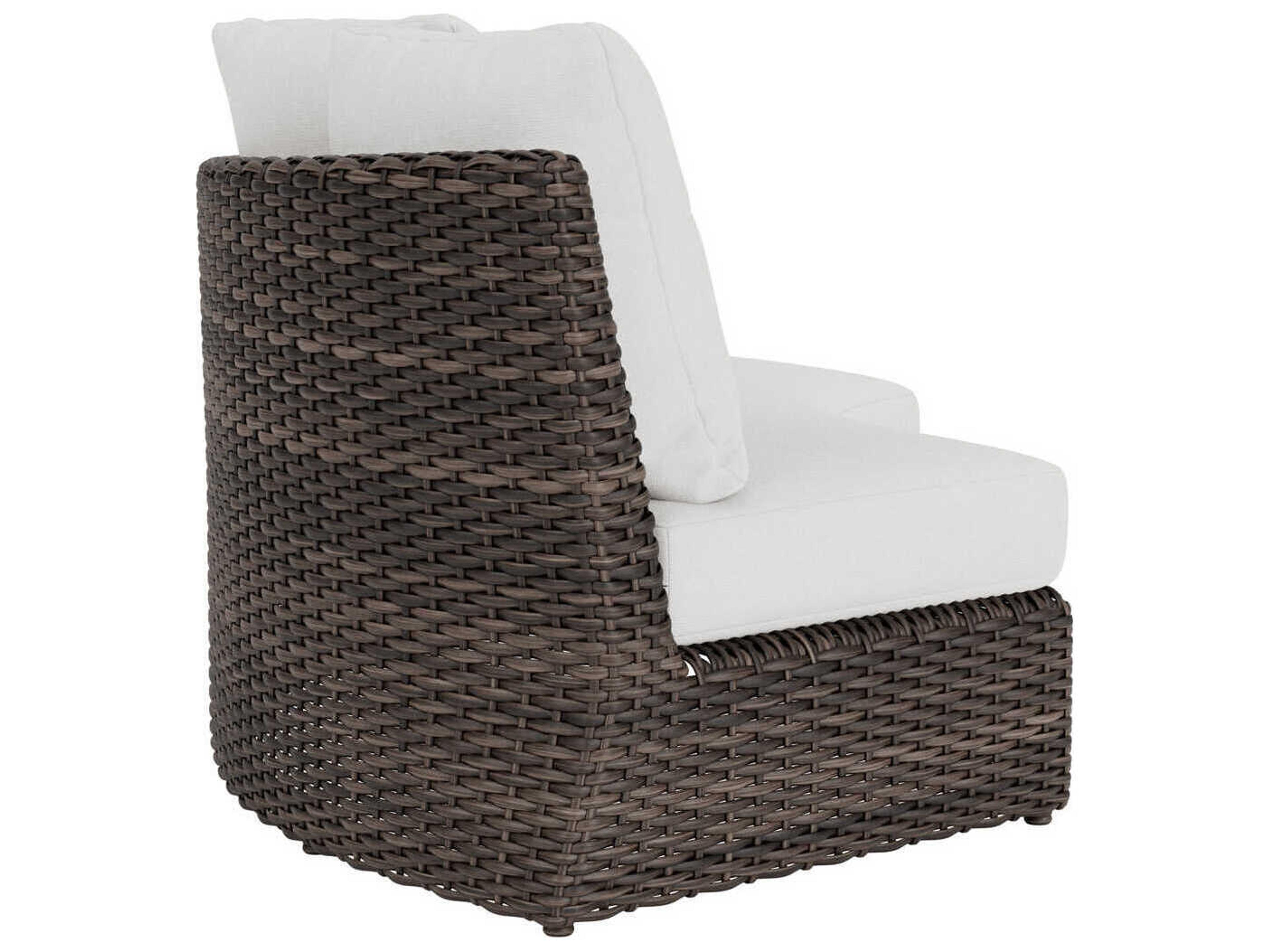 Lloyd Flanders Largo Wicker Curved Left Arm Sofa