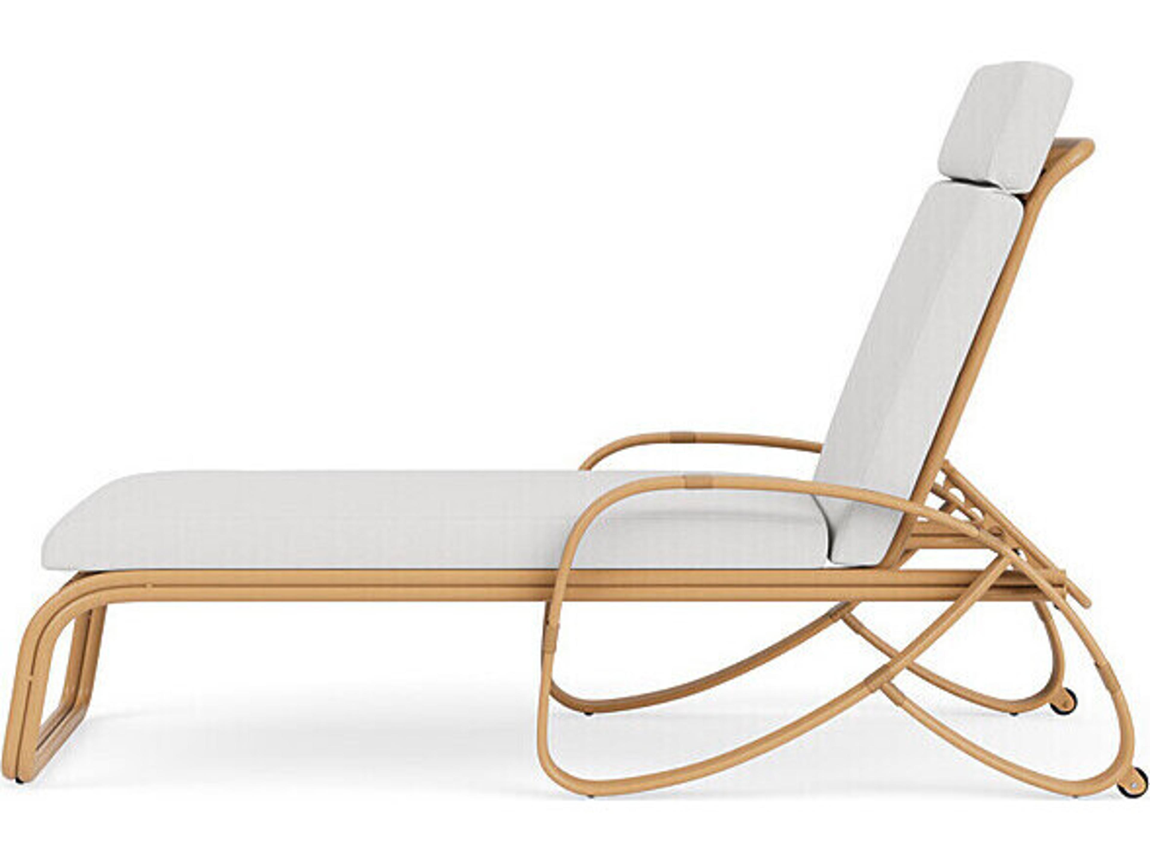 Lloyd Flanders Riviera Chaise Lounge