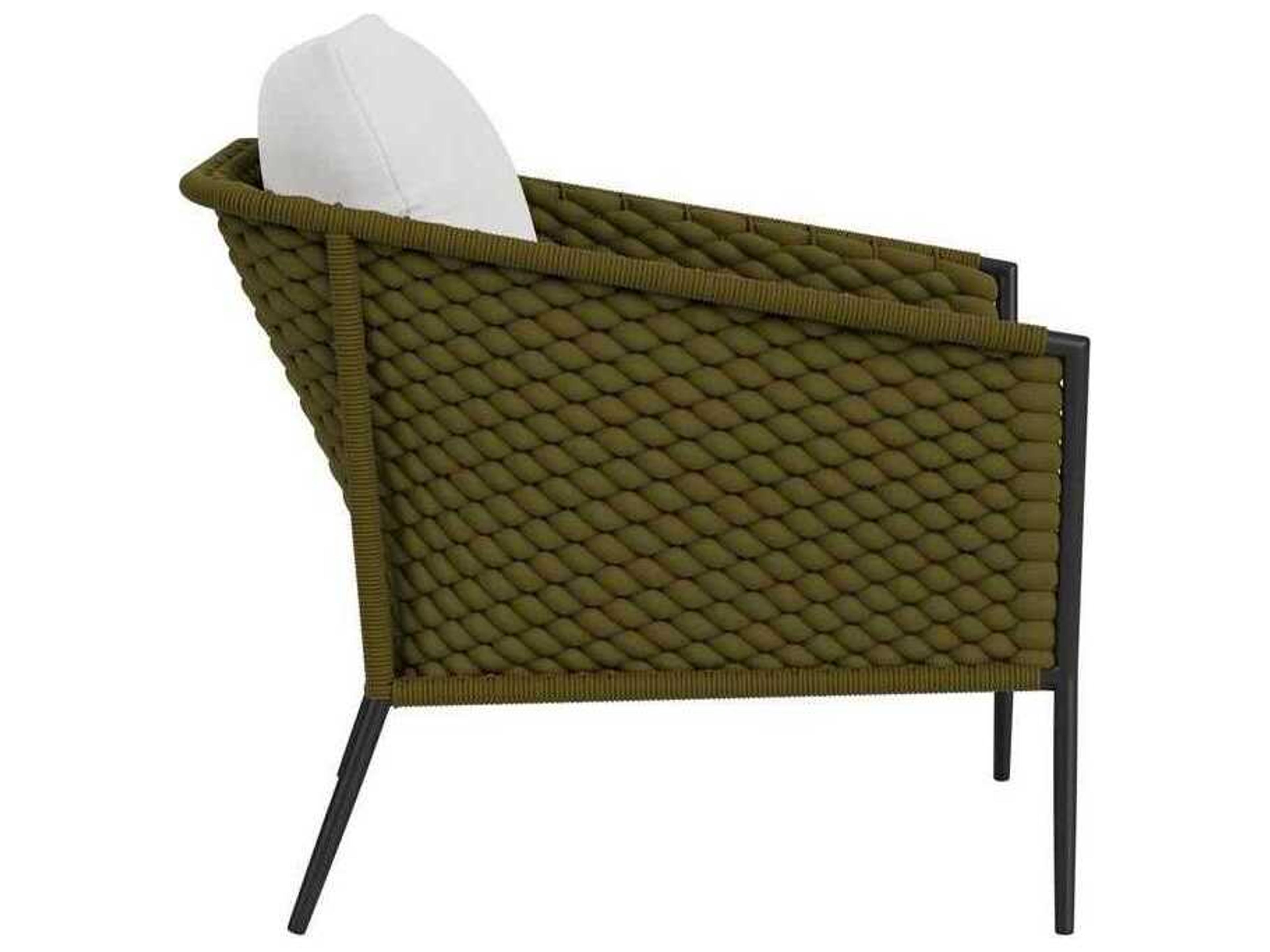 Lloyd Flanders Escape Aluminum Lounge Chair