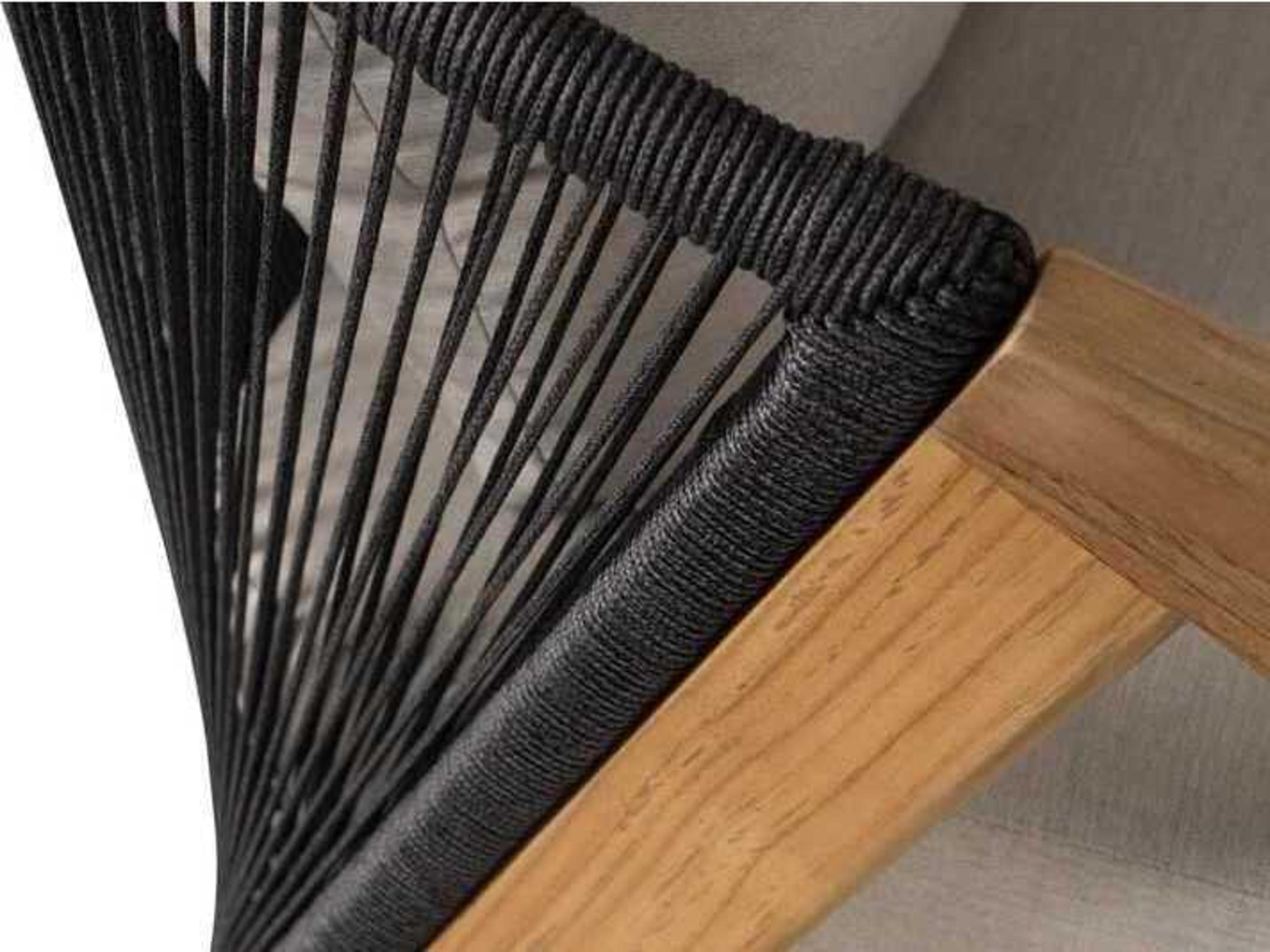 Lloyd Flanders Alpine Teak Swivel Lounge Chair