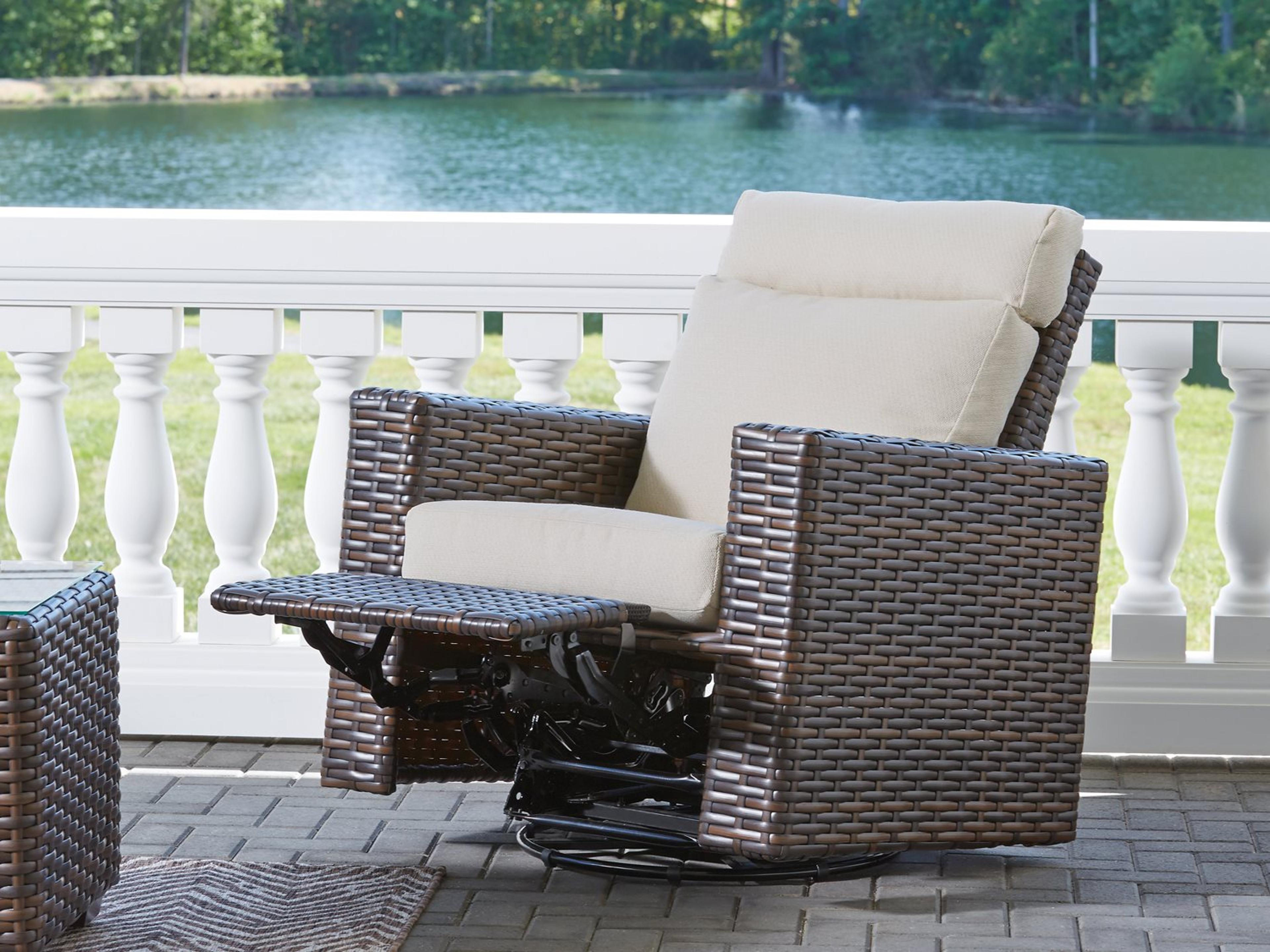 Lloyd Flanders Contempo Wicker Swivel Glider Recliner Patio Lounge Chair