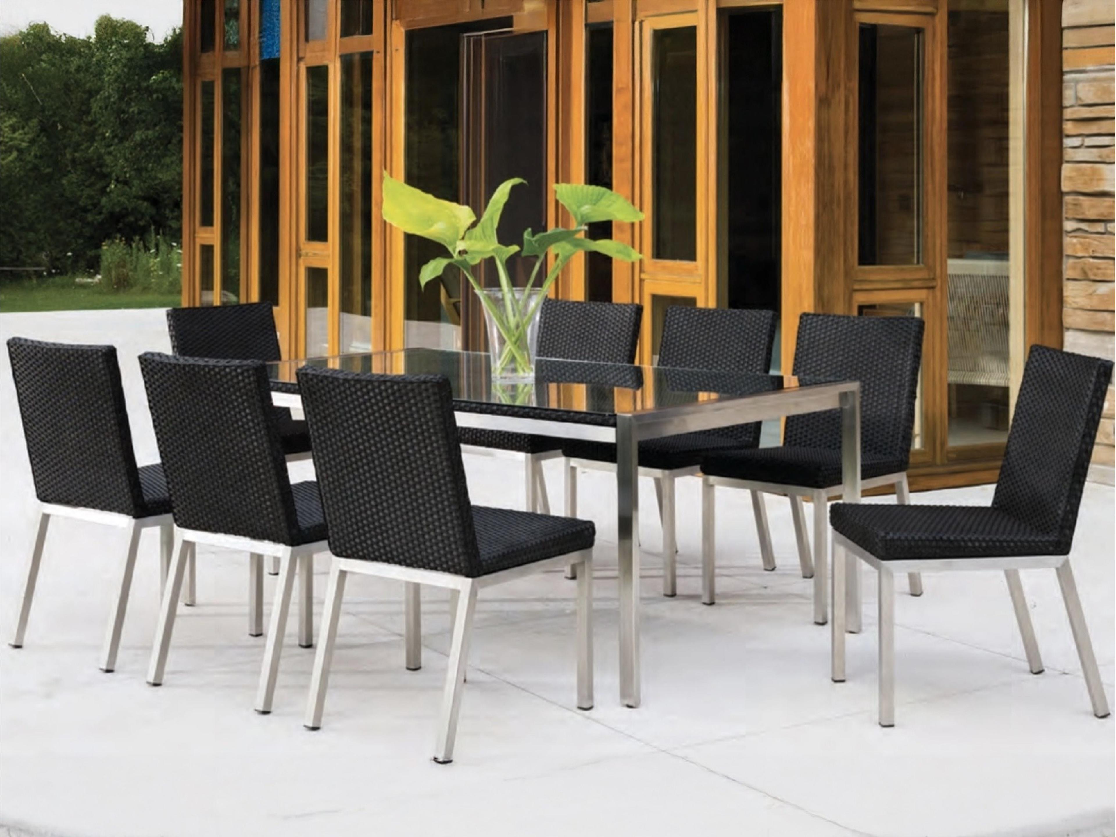Lloyd Flanders Elements Wicker Dining Set