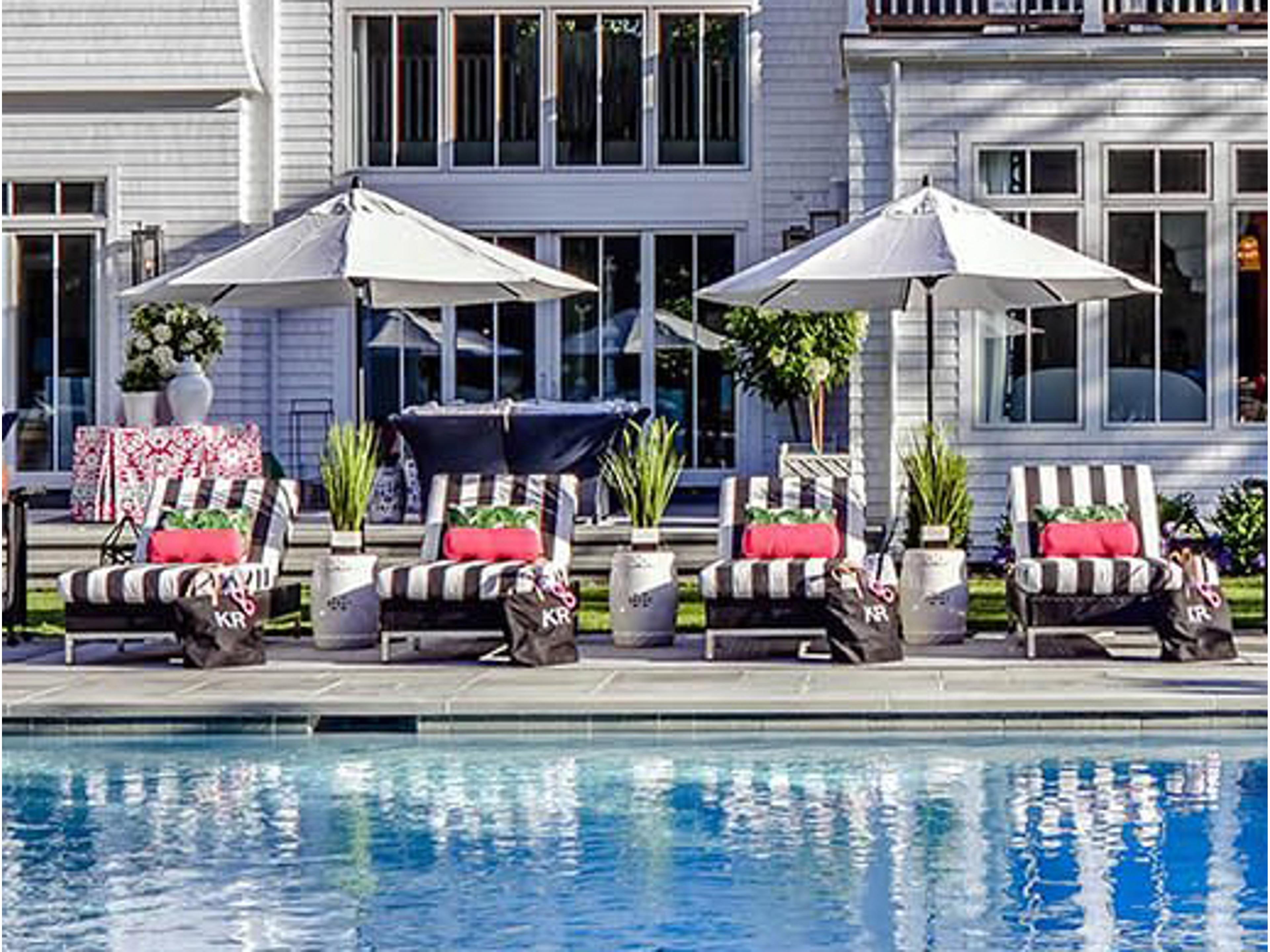 Elements Steel Wicker Patio Lounge Set