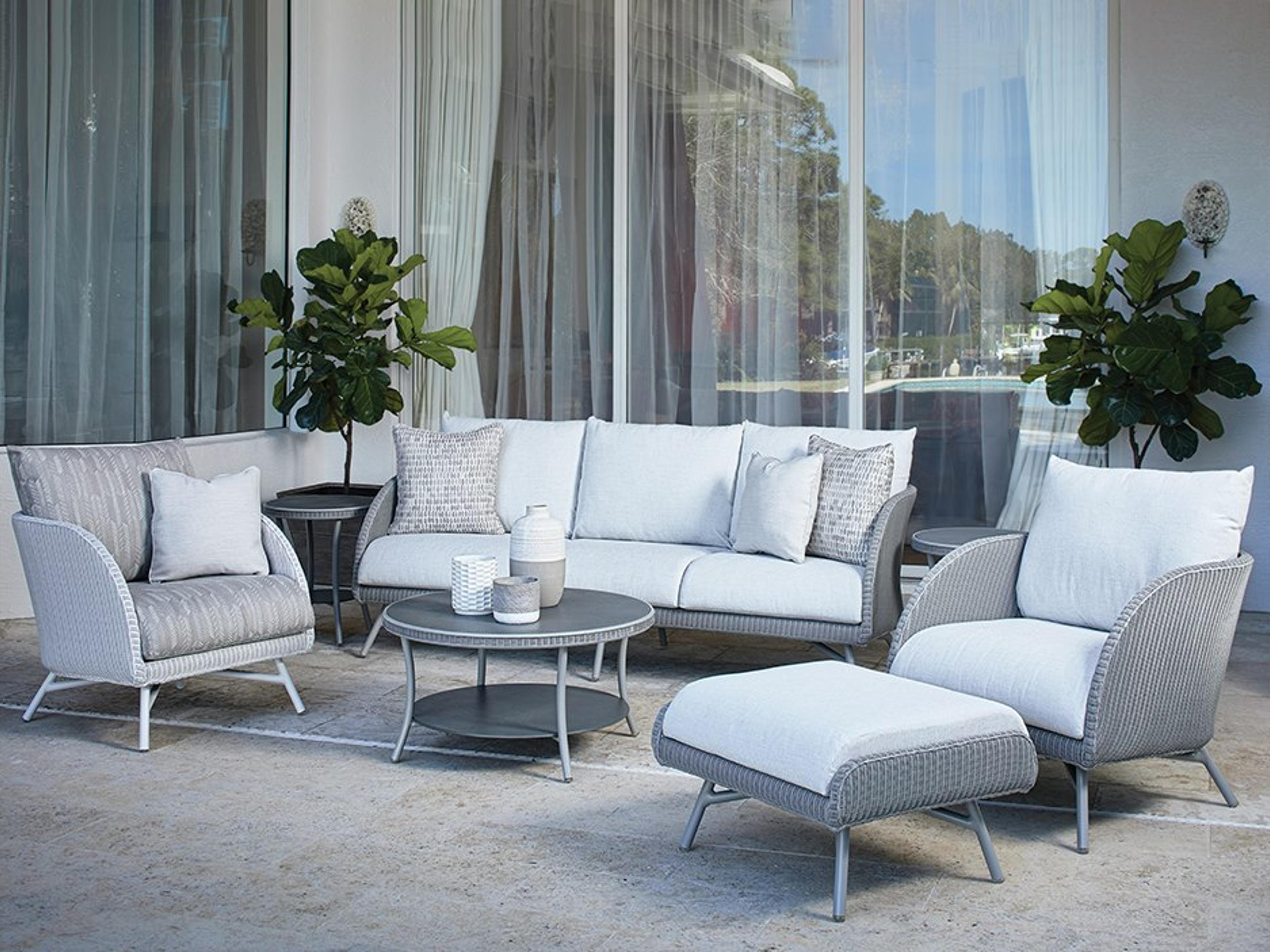 Essence Aluminum Cushion Lounge Set