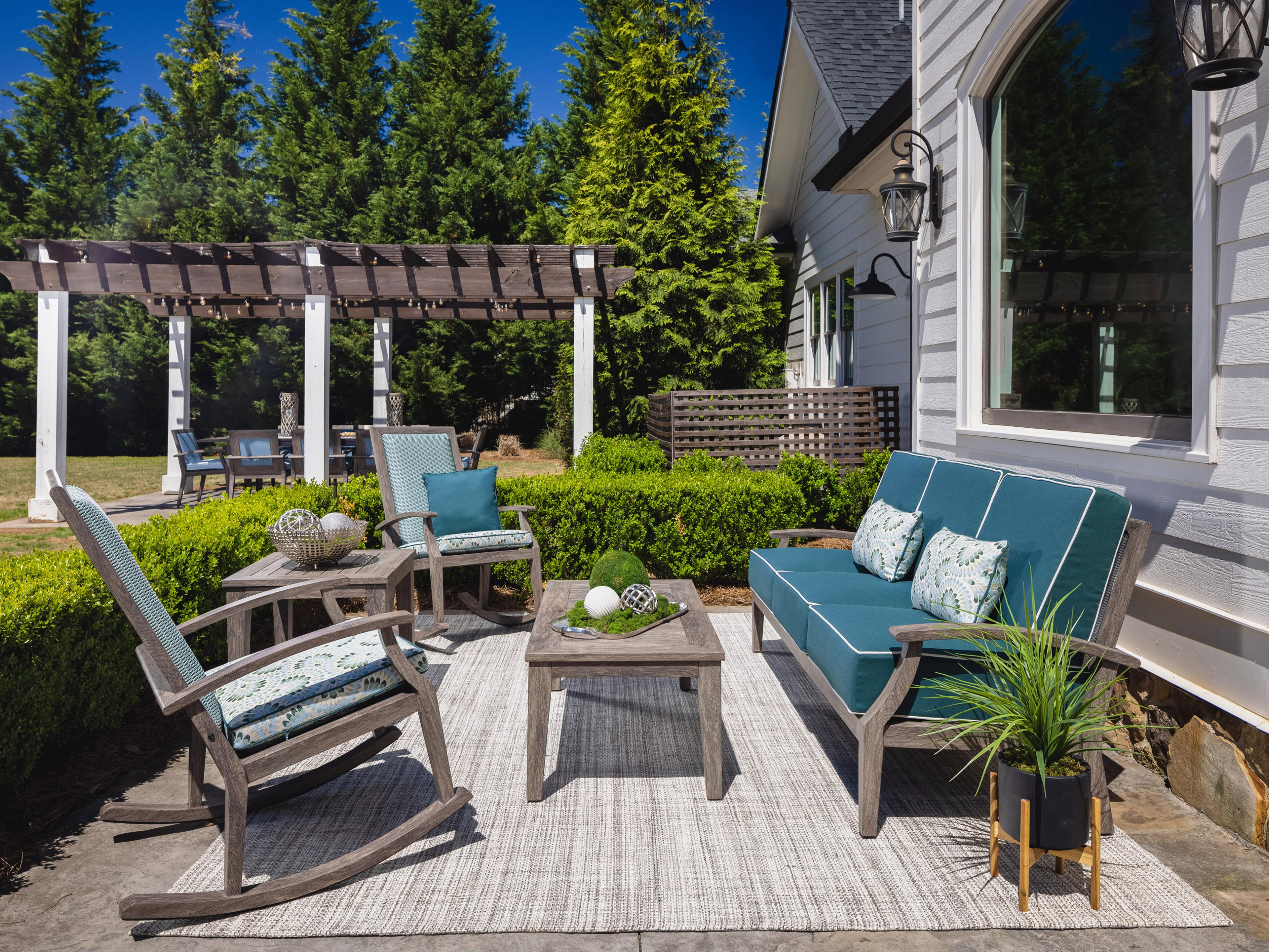 Frontier Aluminum Cushion Outdoor Lounge Set