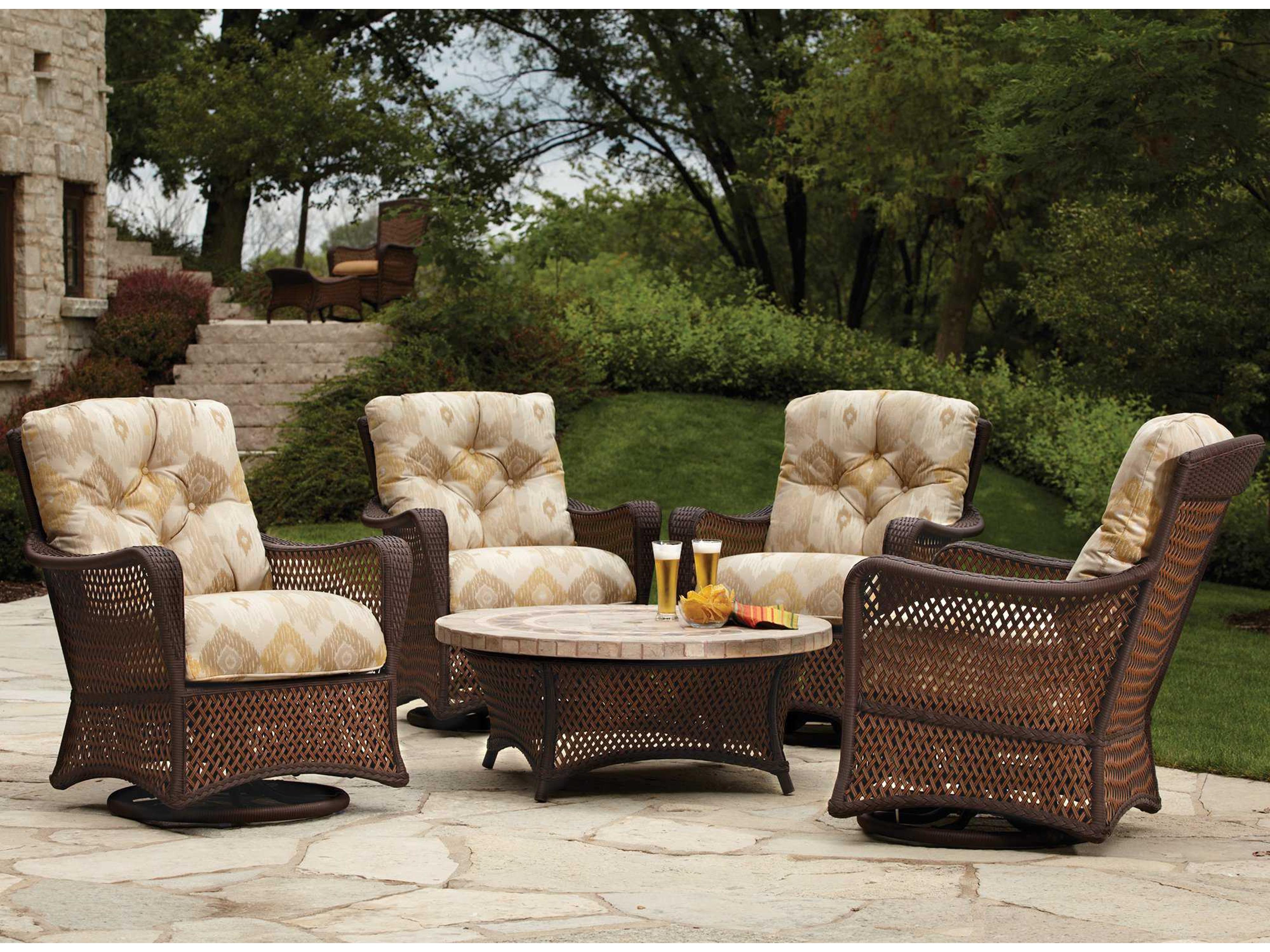 Grand Traverse Wicker Outdoor Patio Lounge Set