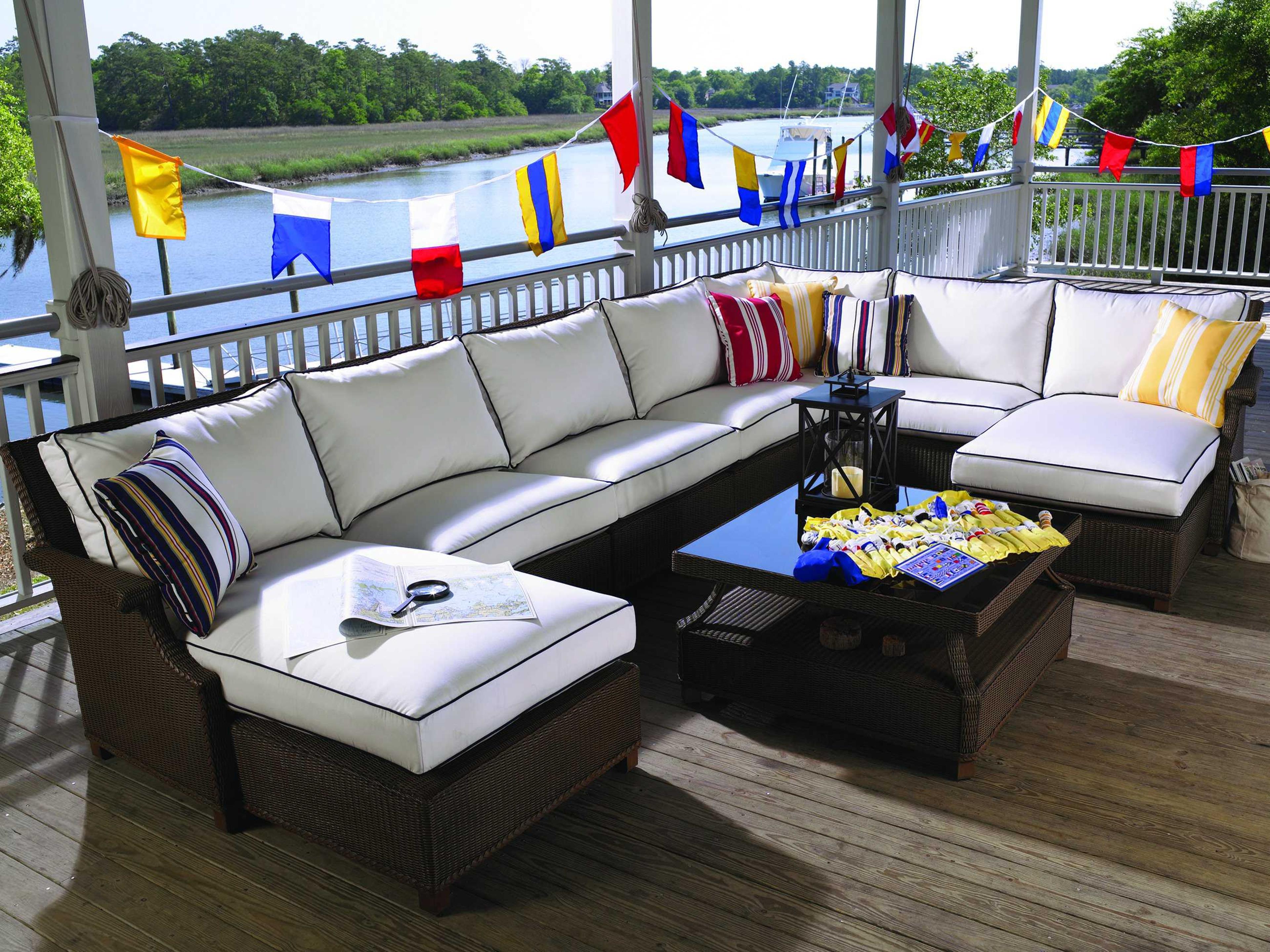 Hamptons Wicker Sectional Outdoor Lounge Set