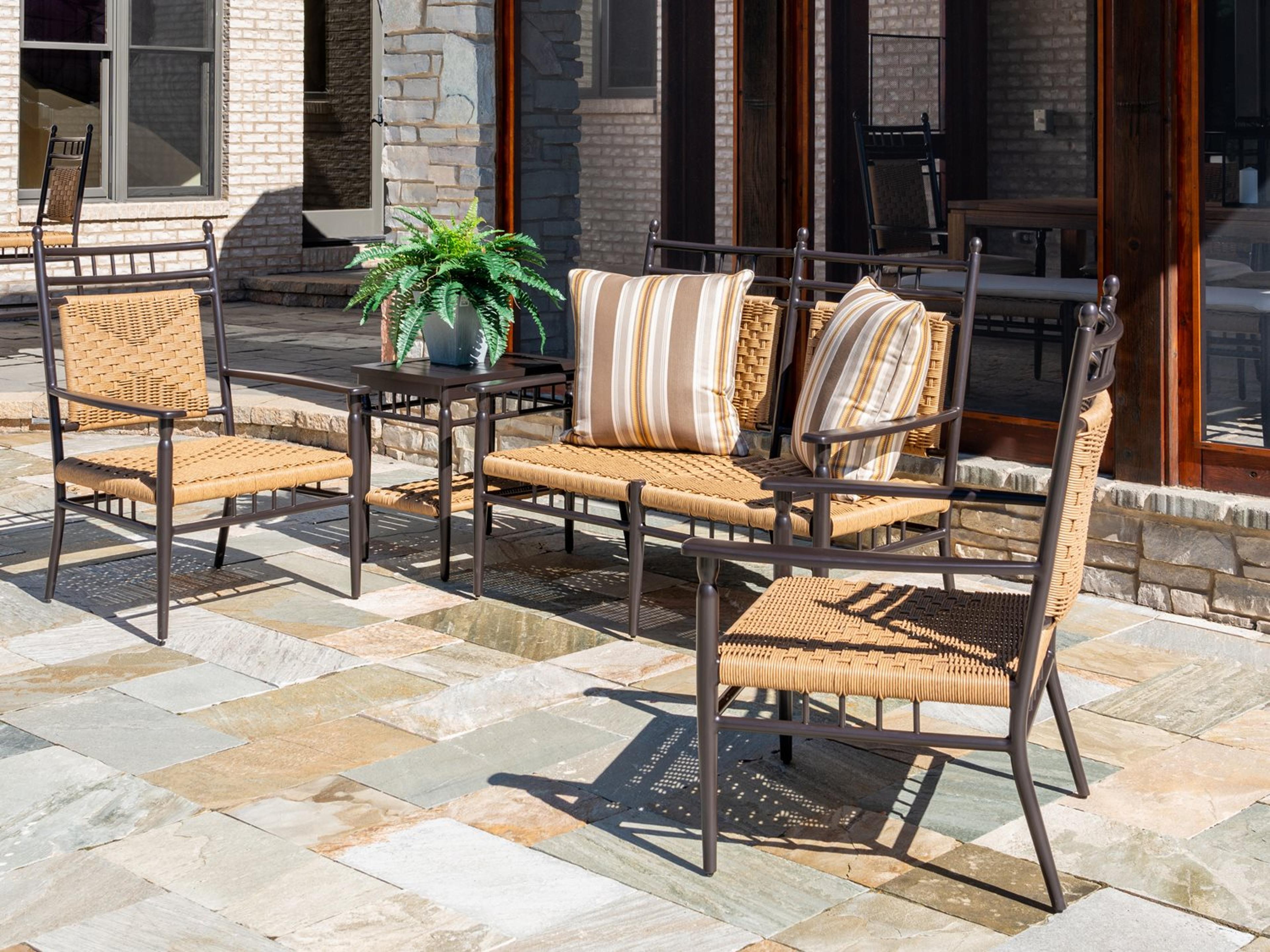 Low Country Wicker Patio Lounge Set